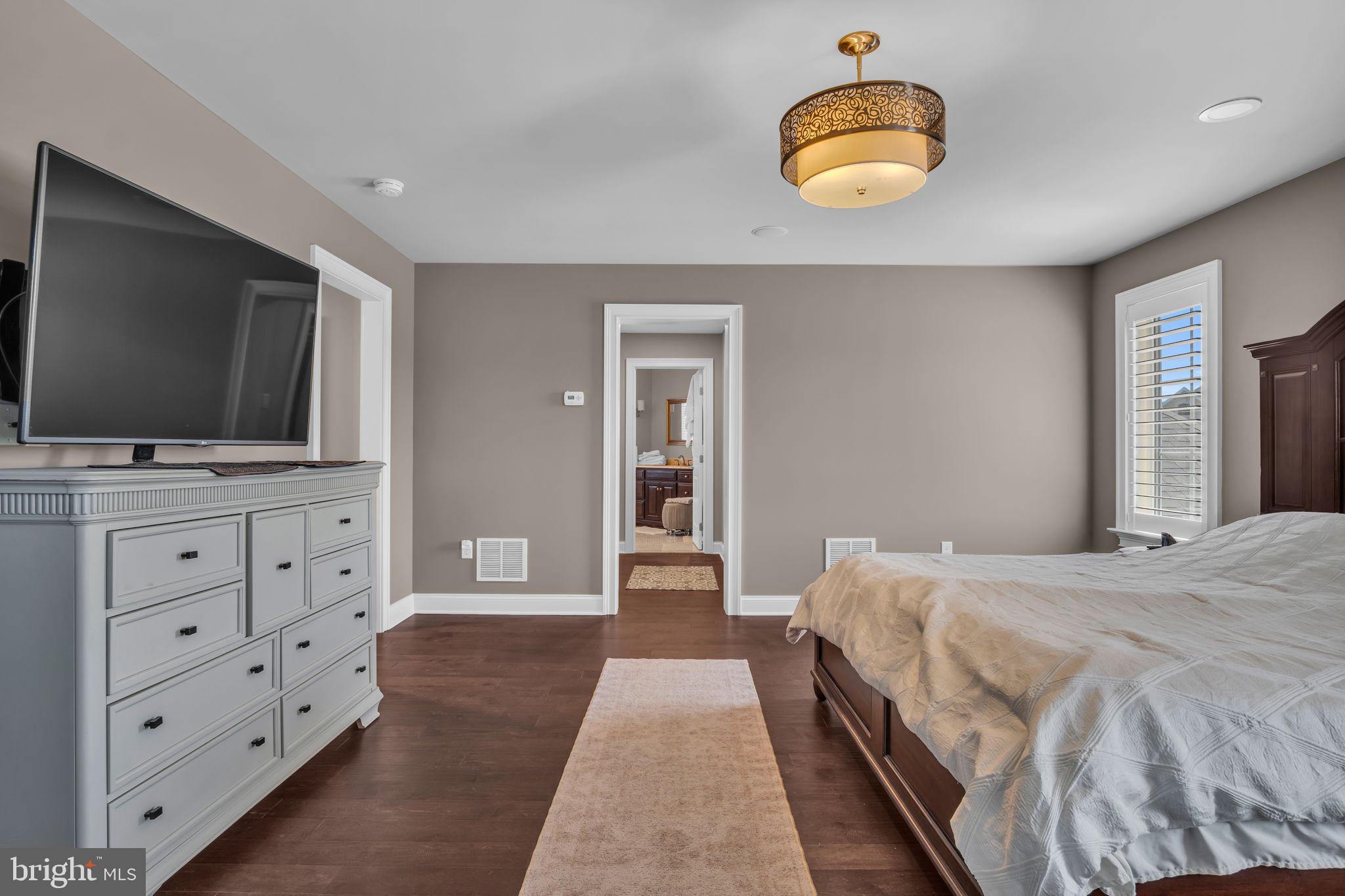 WINDING HILLS - Residential