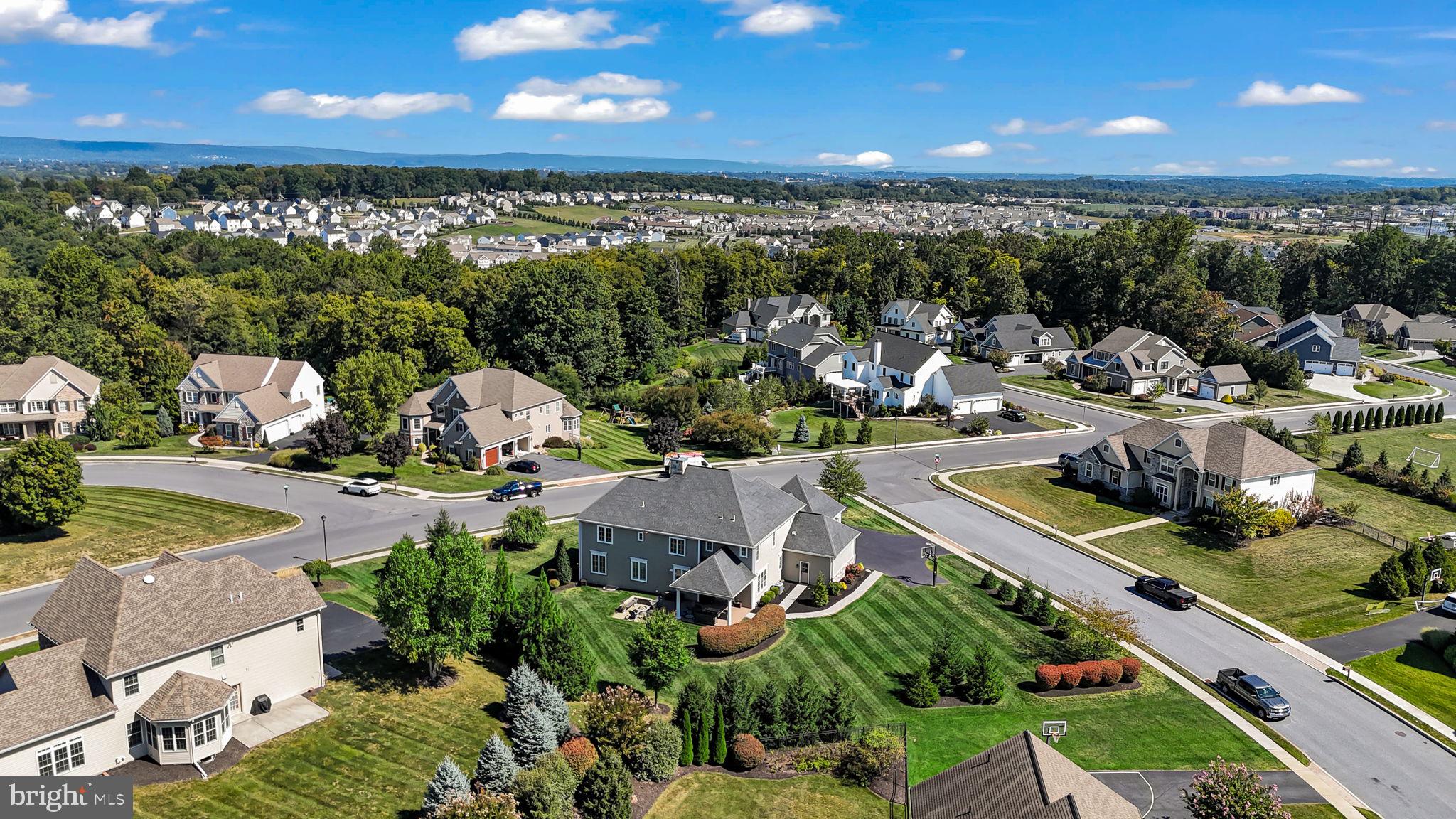 WINDING HILLS - Residential