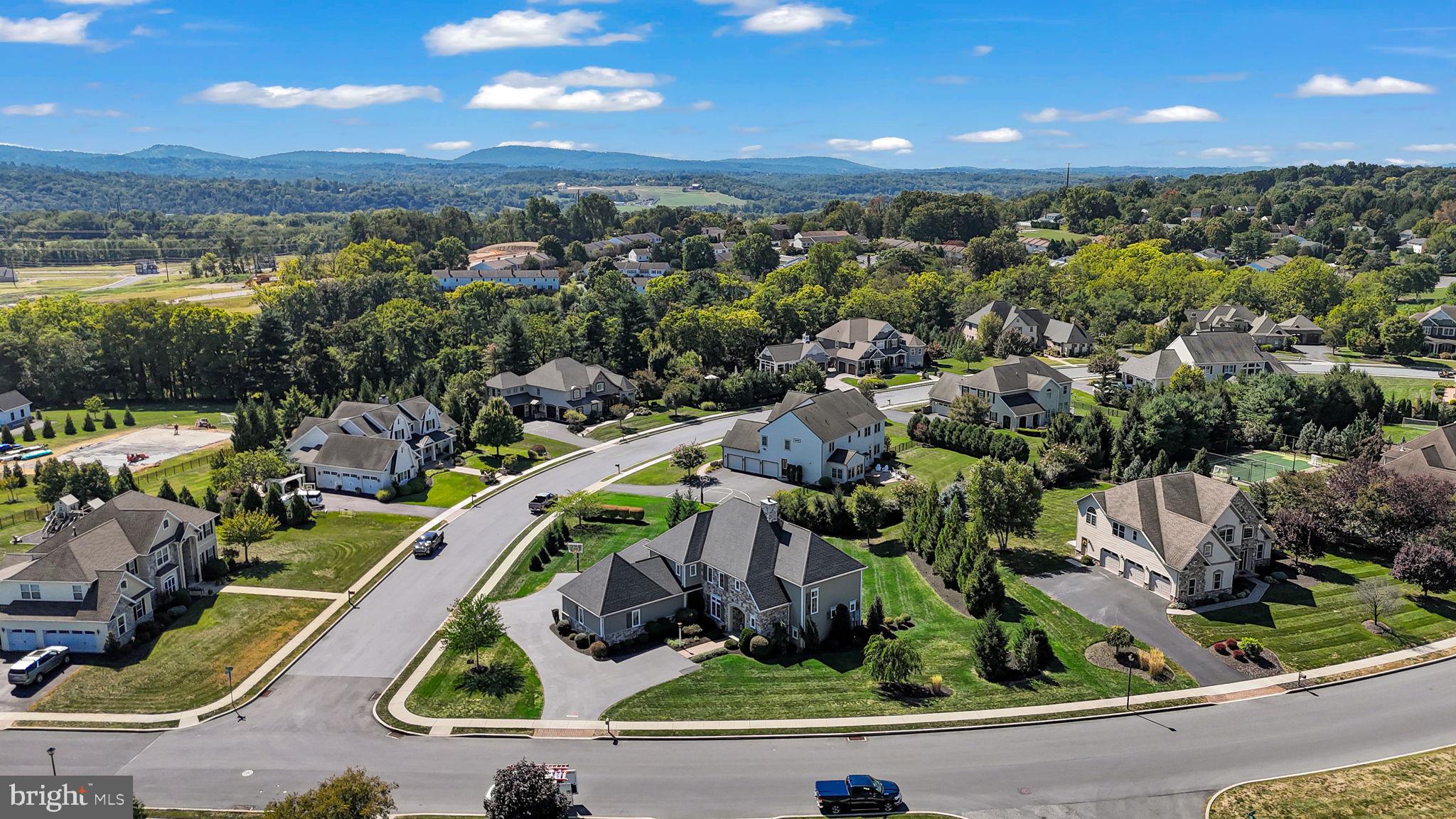 WINDING HILLS - Residential