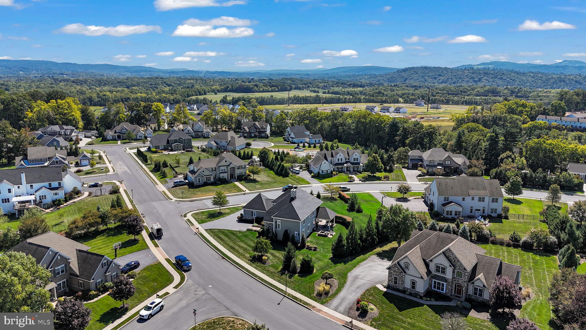 WINDING HILLS - Residential