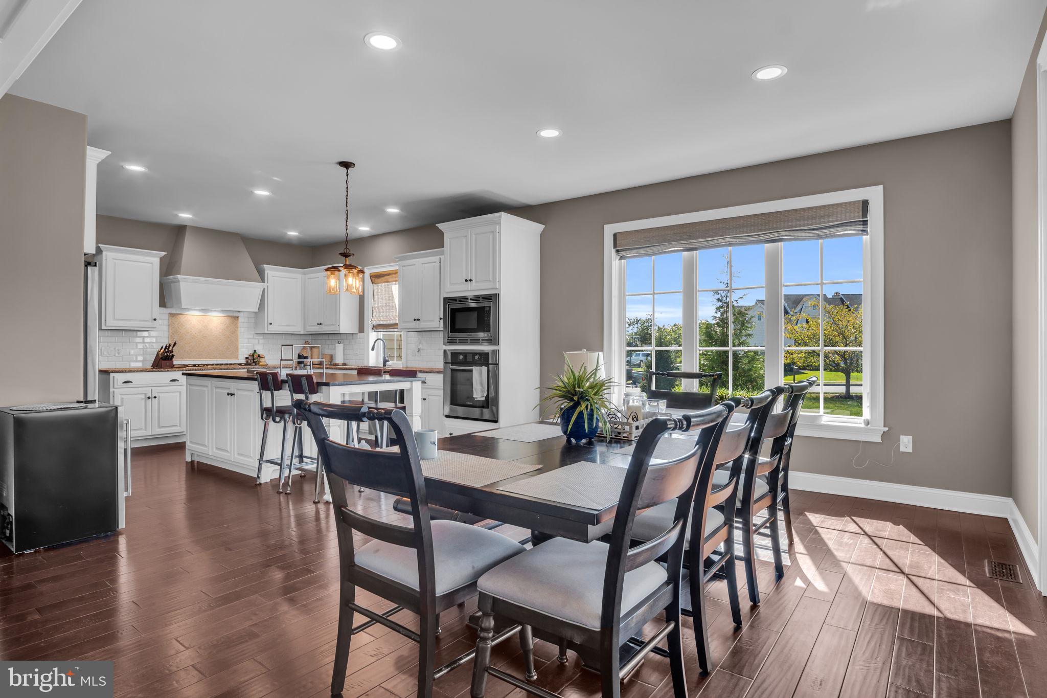 WINDING HILLS - Residential