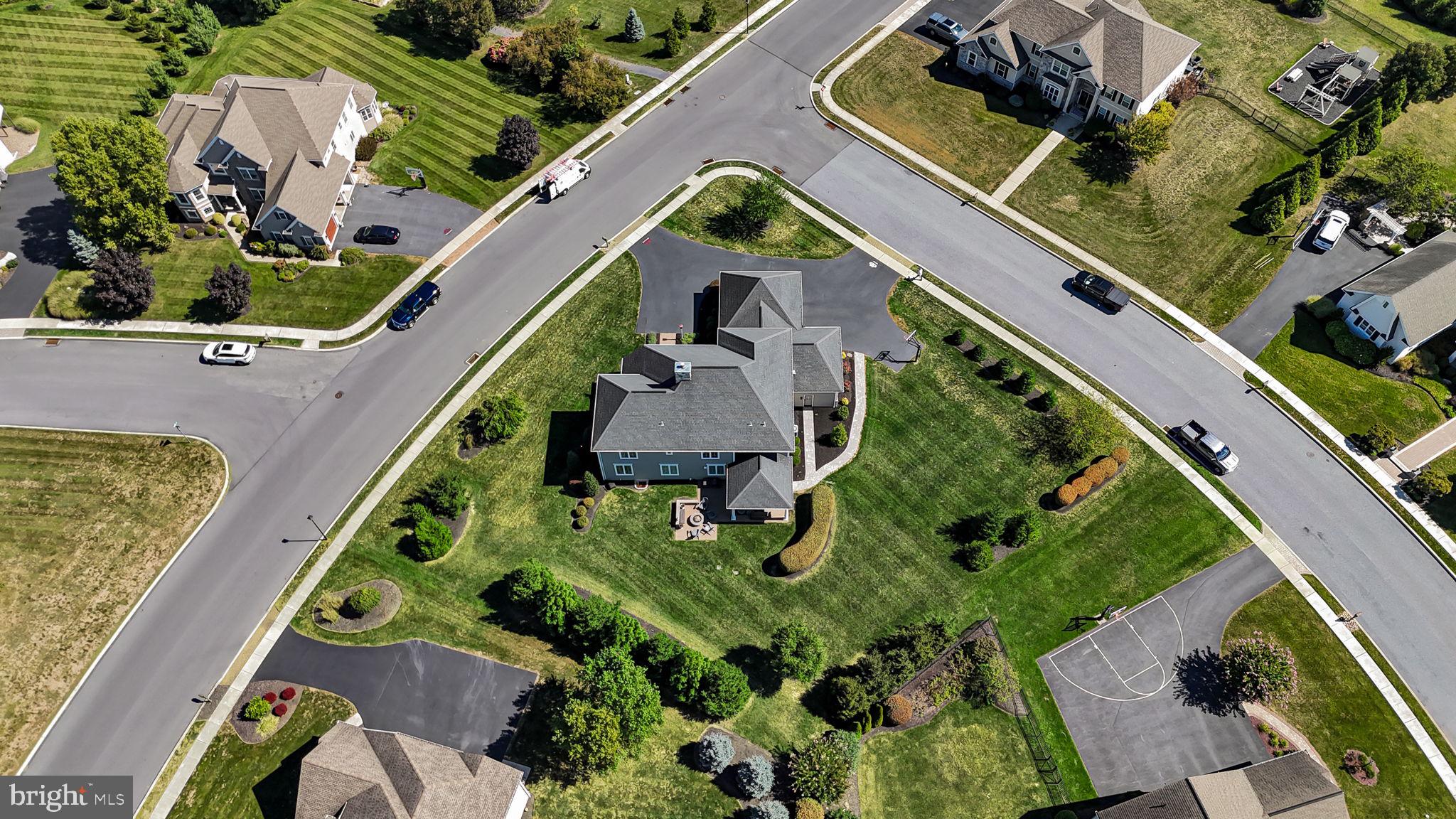 WINDING HILLS - Residential