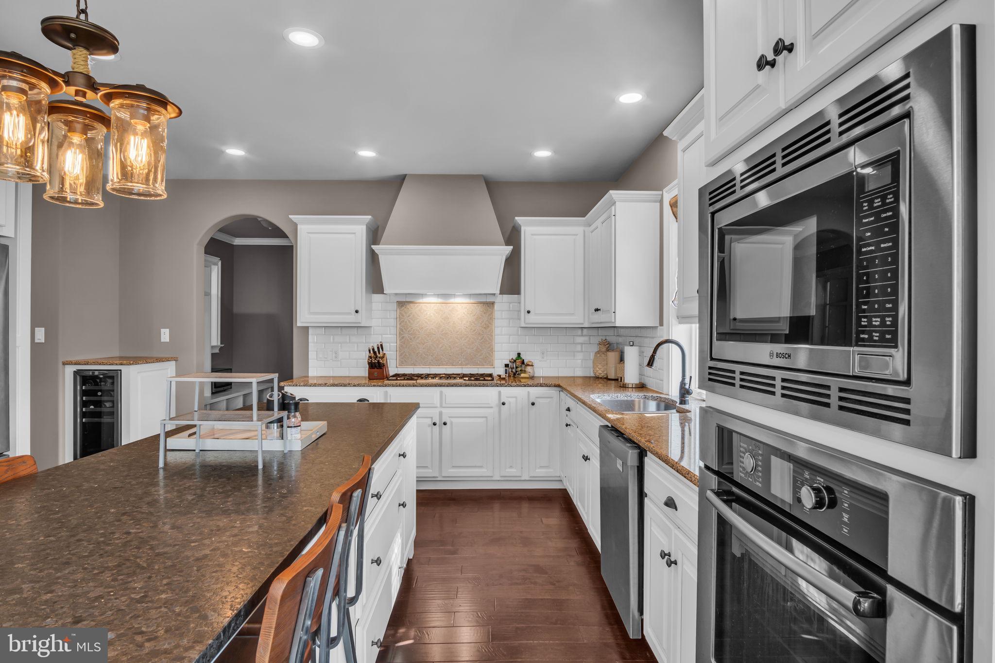 WINDING HILLS - Residential