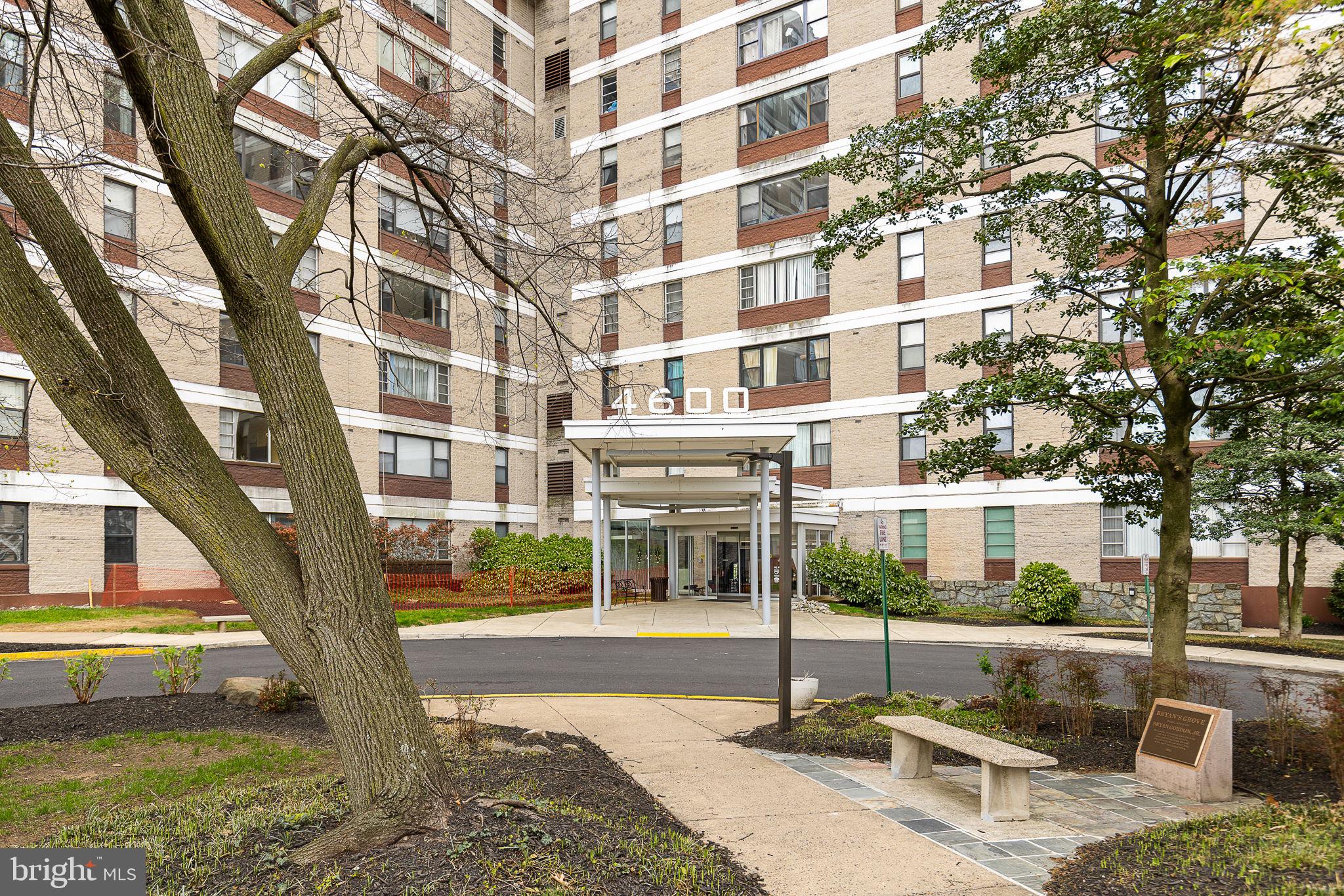 FORTY SIX HUNDRED - Residential