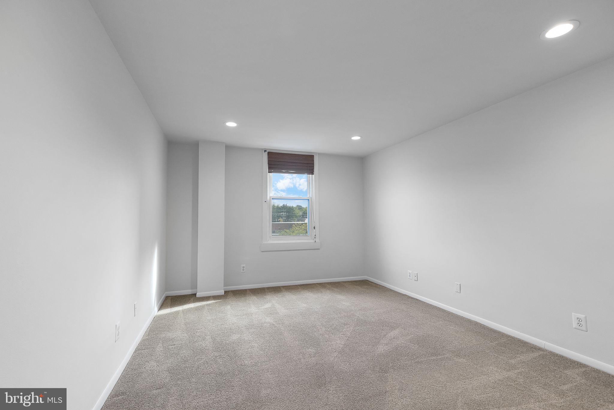 FORTY SIX HUNDRED - Residential