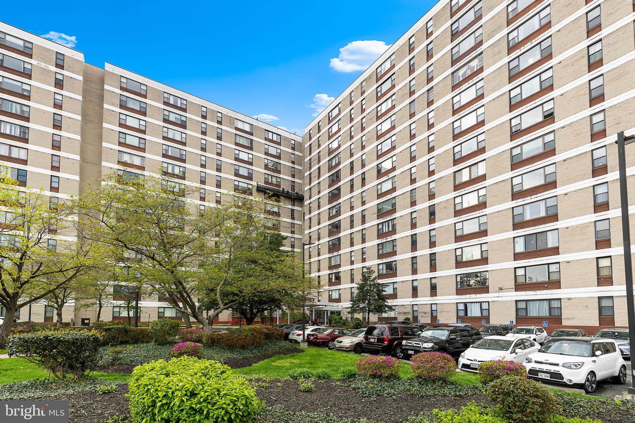 FORTY SIX HUNDRED - Residential