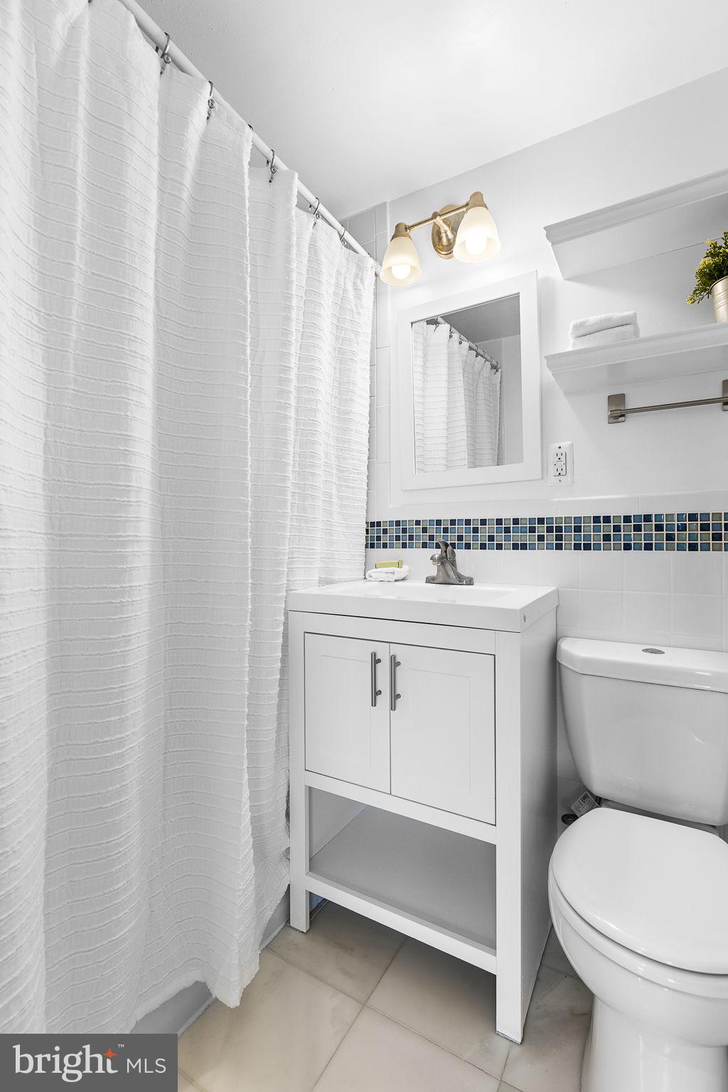 FORTY SIX HUNDRED - Residential