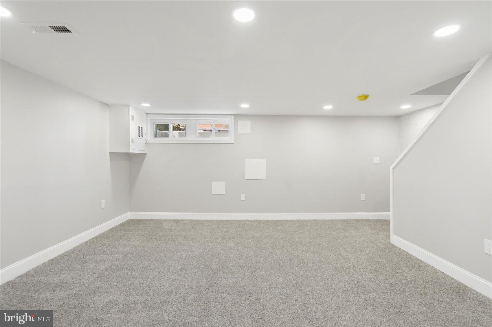 PERRING LOCH - Residential