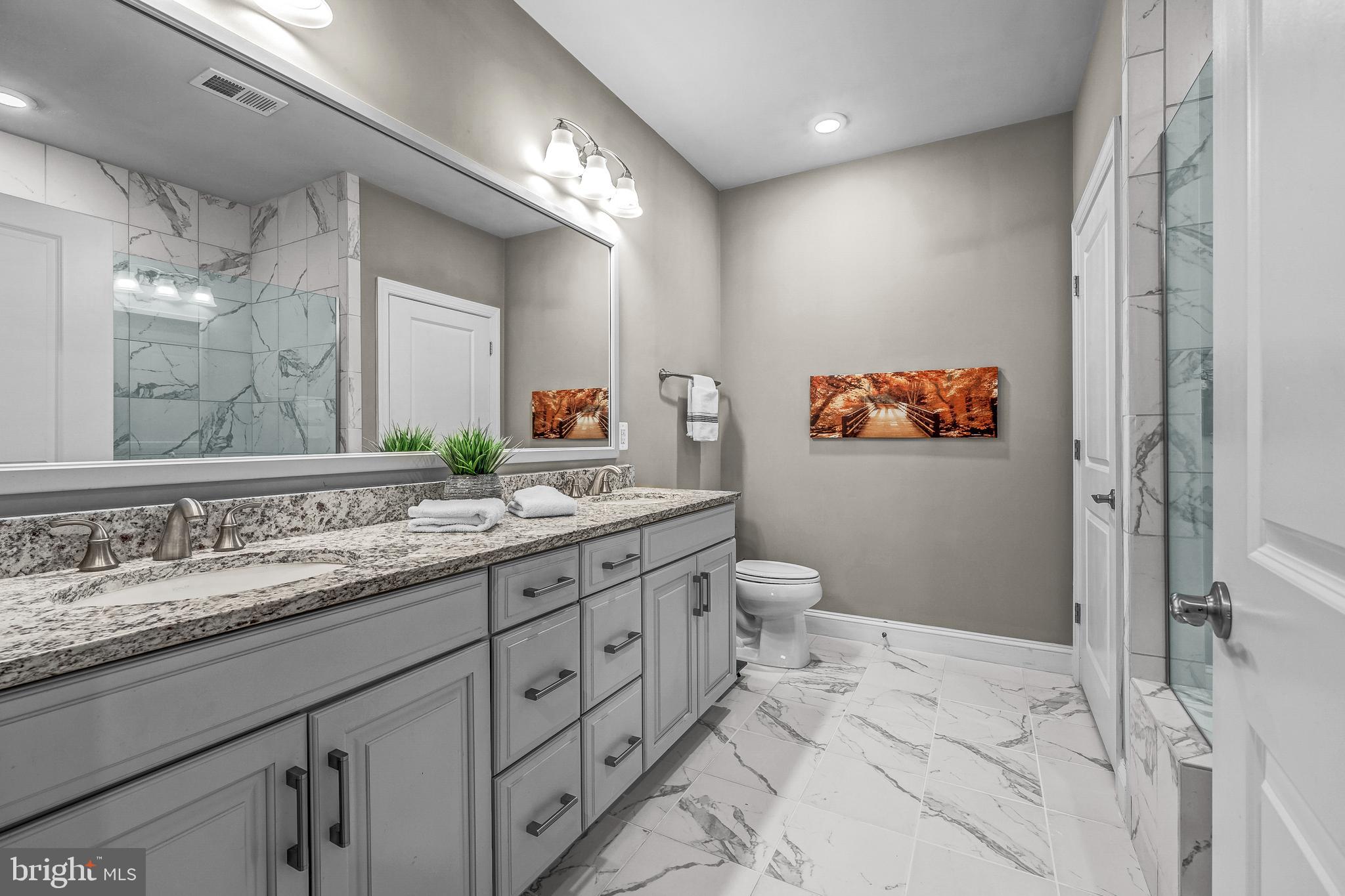 REGENCY AT ASHBURN - Residential