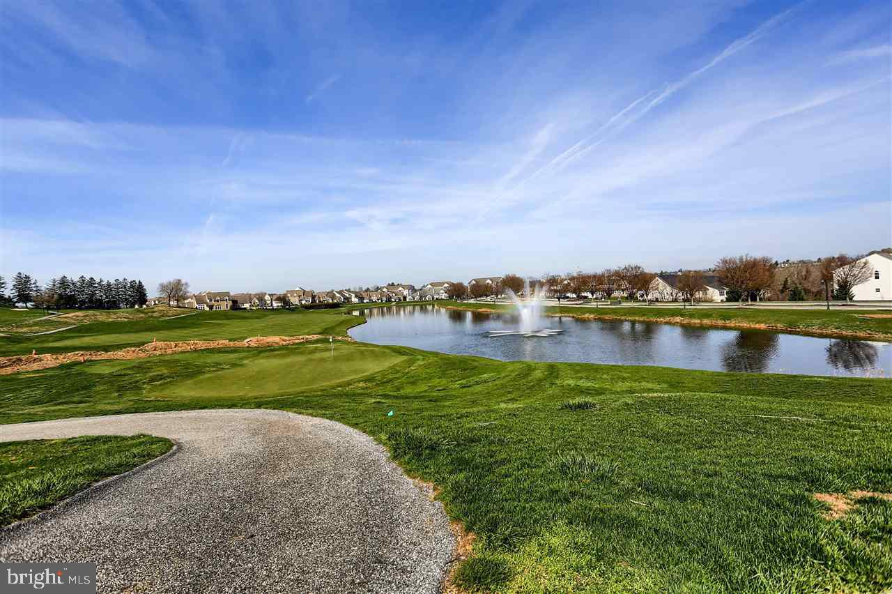 STONEGATE AT REGENTS GLEN - Residential