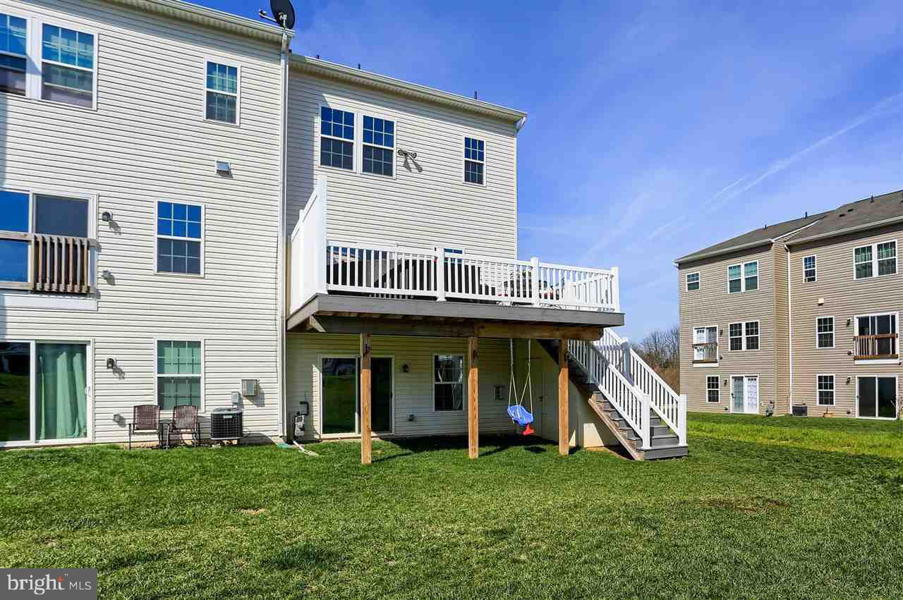 STONEGATE AT REGENTS GLEN - Residential