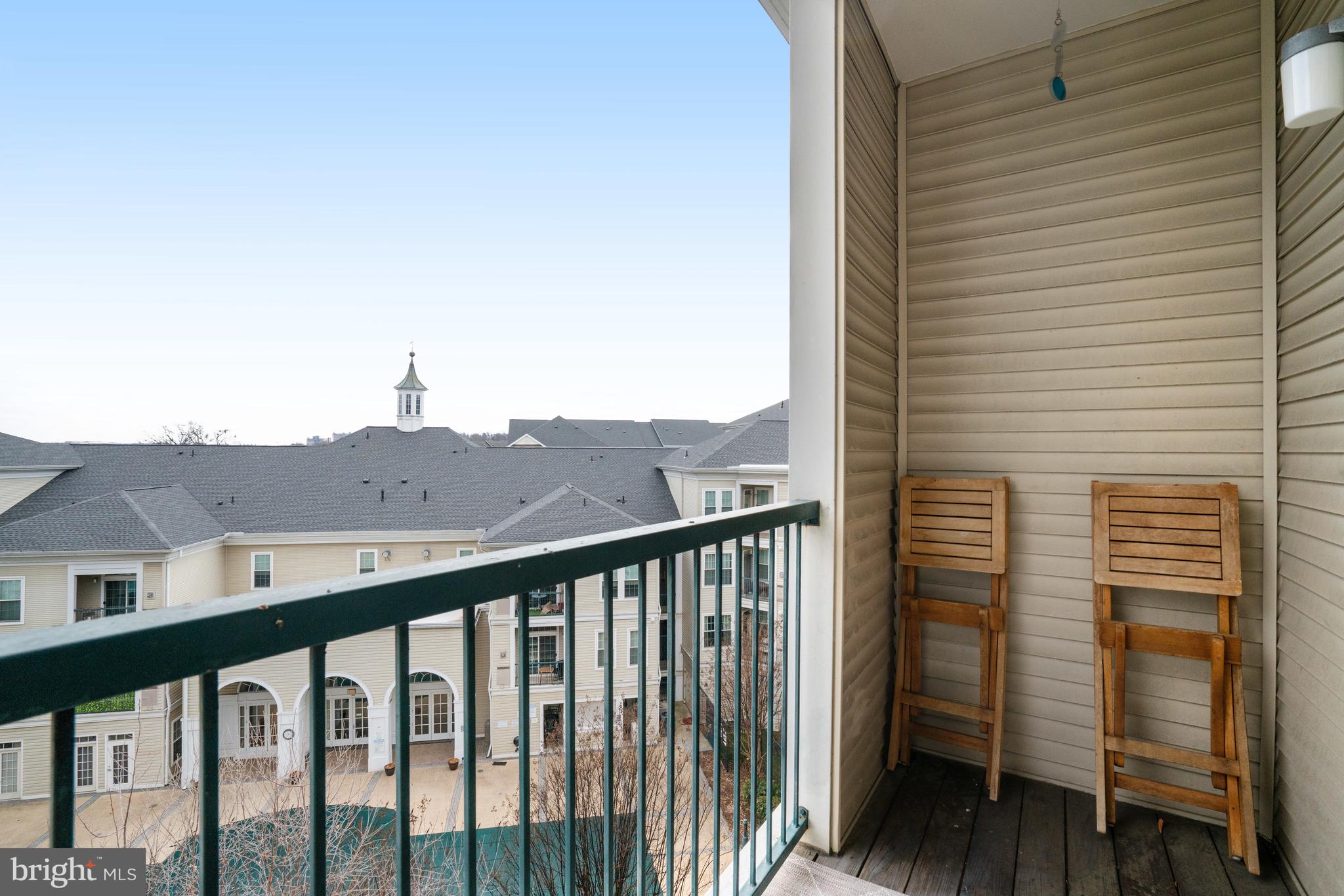 GROVE AT ARLINGTON - Residential