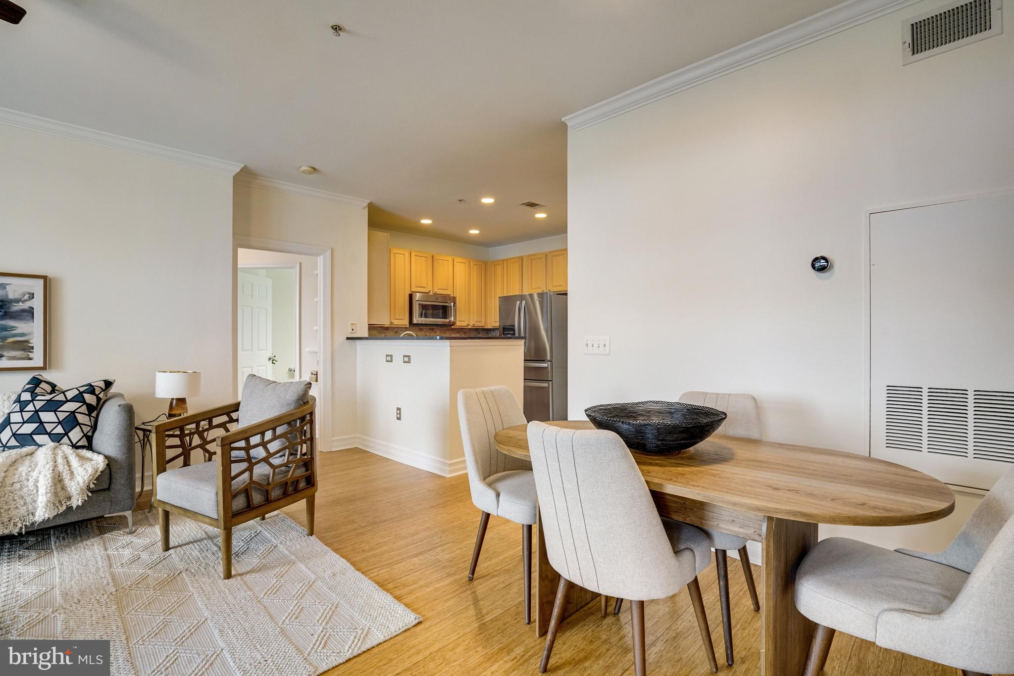 GROVE AT ARLINGTON - Residential