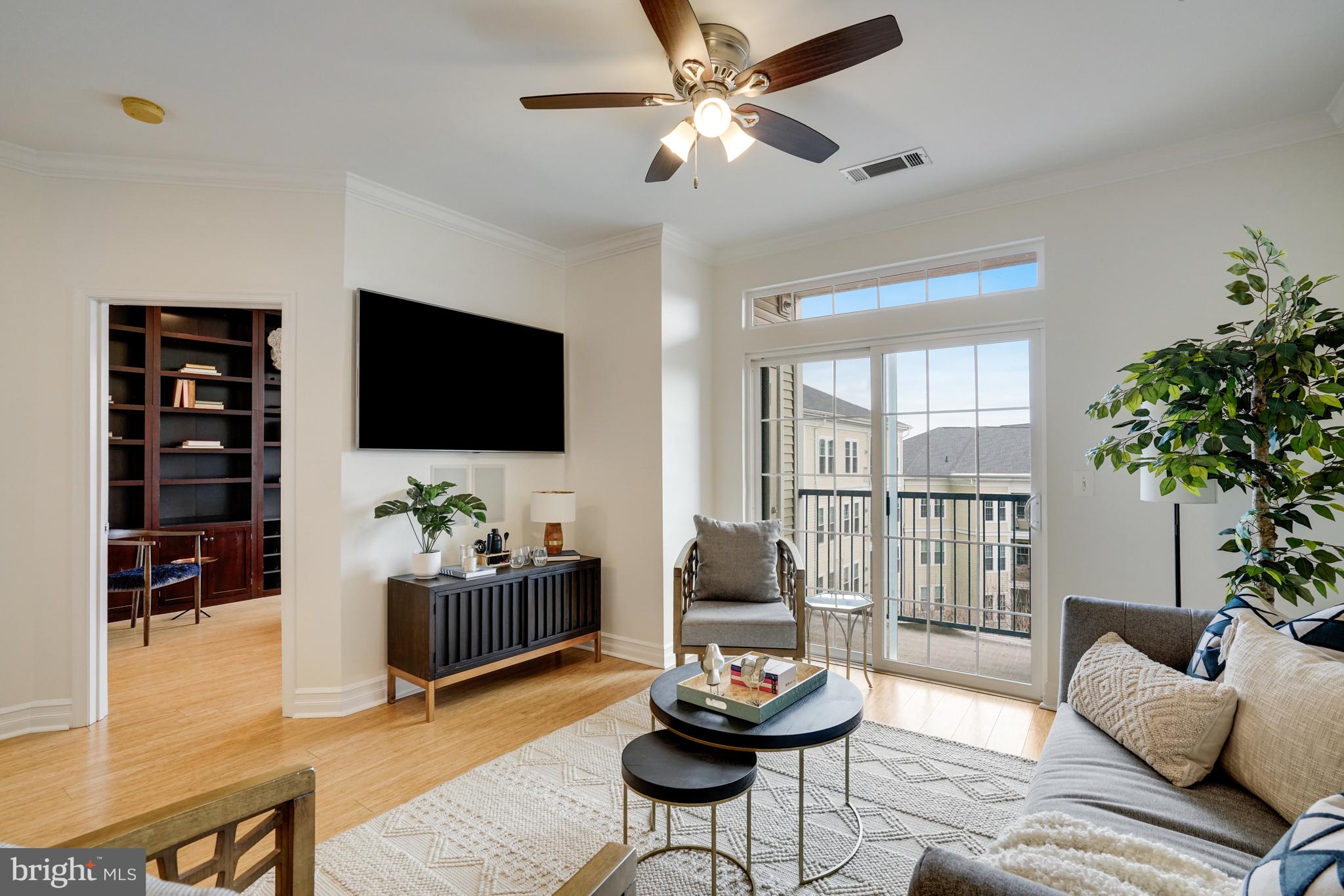 GROVE AT ARLINGTON - Residential