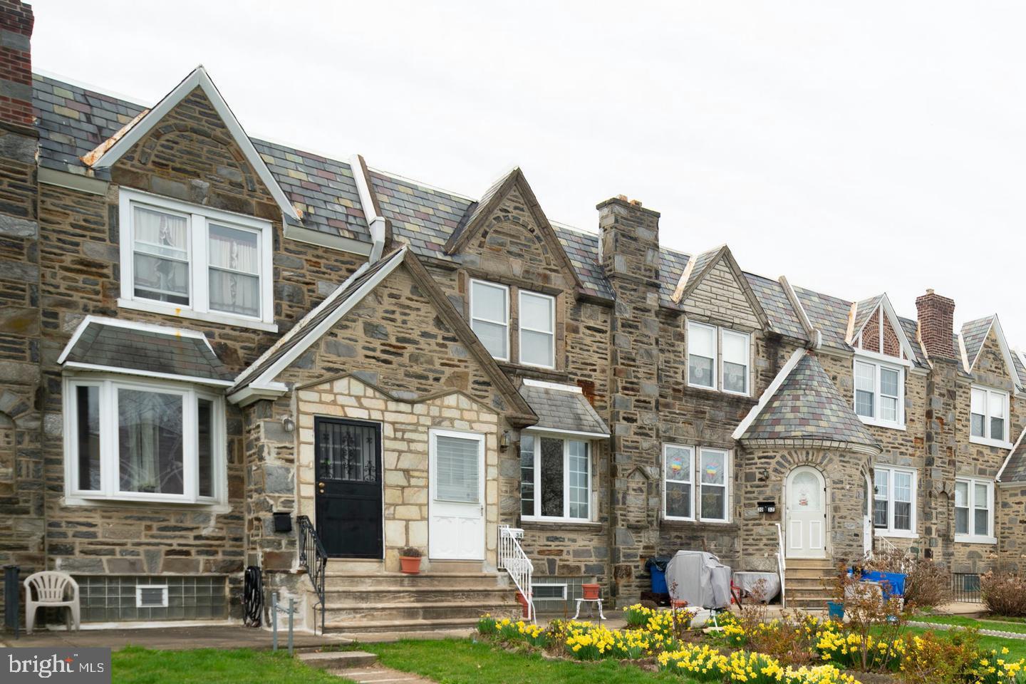 MAYFAIR (WEST) - Residential