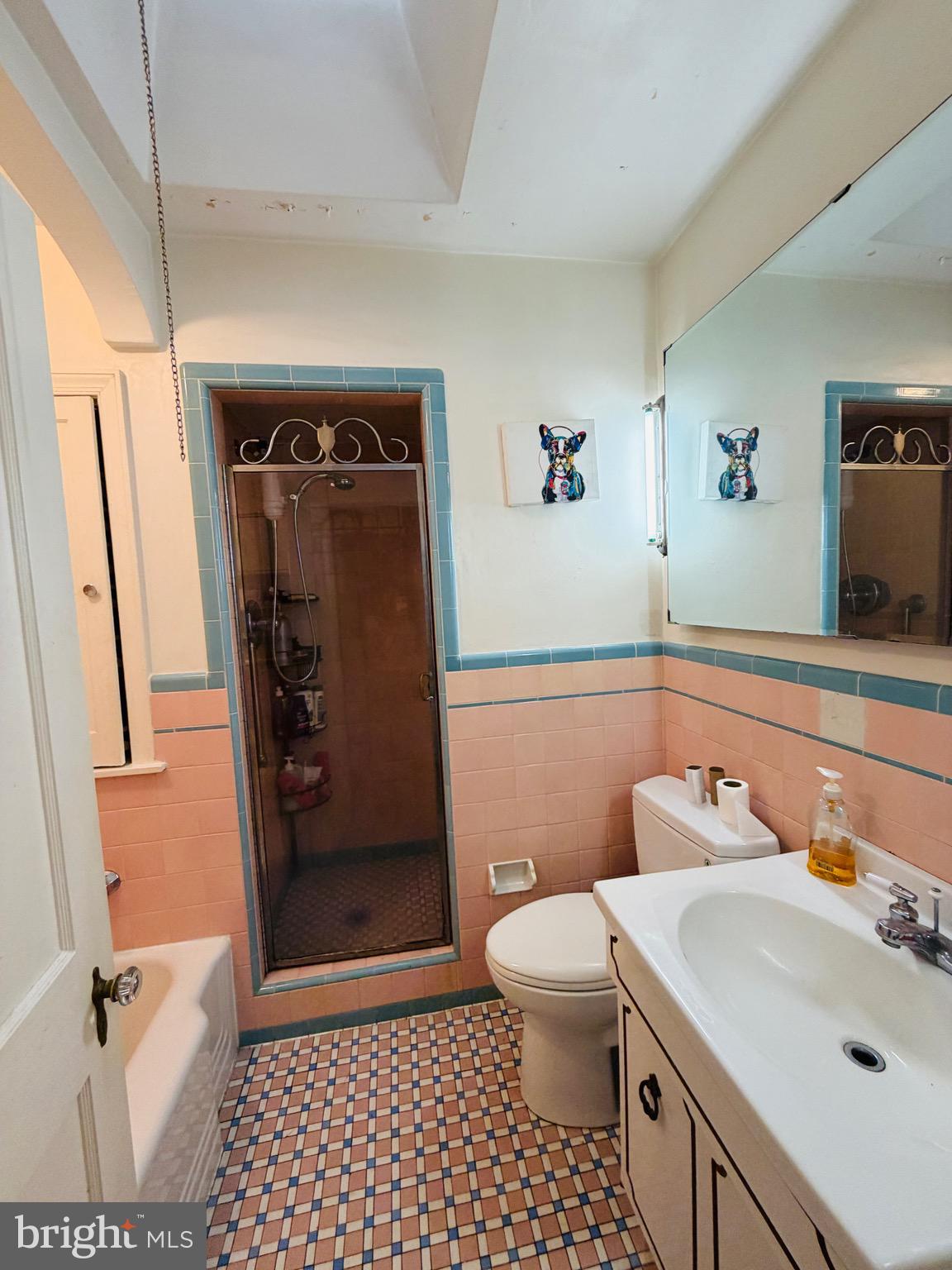 MAYFAIR (WEST) - Residential