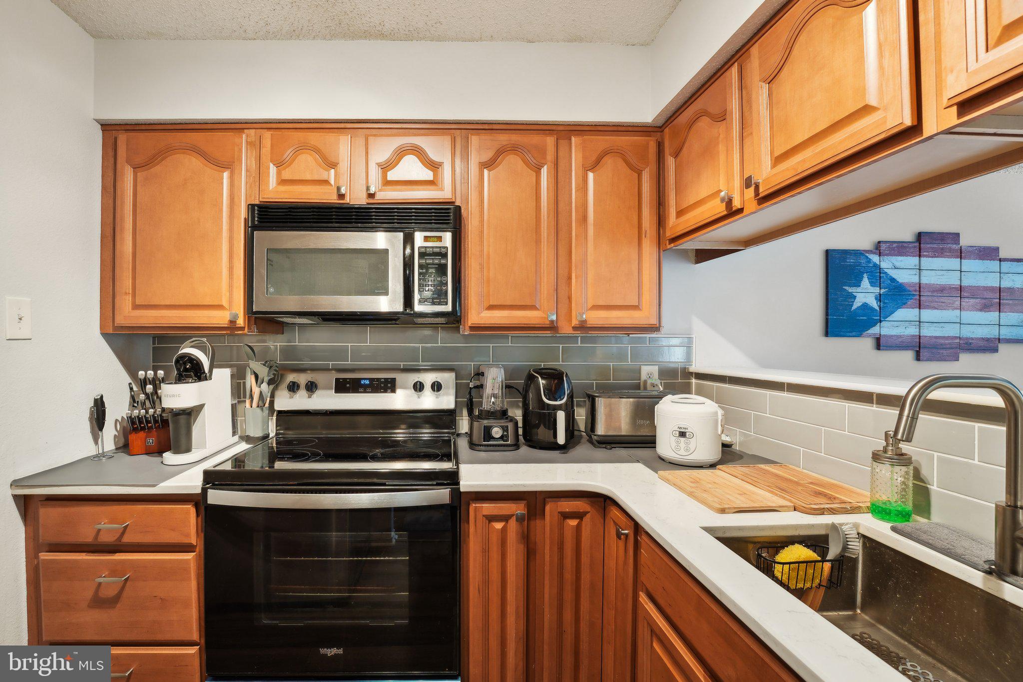 FOUNTAINS AT MCLEAN - Residential Lease