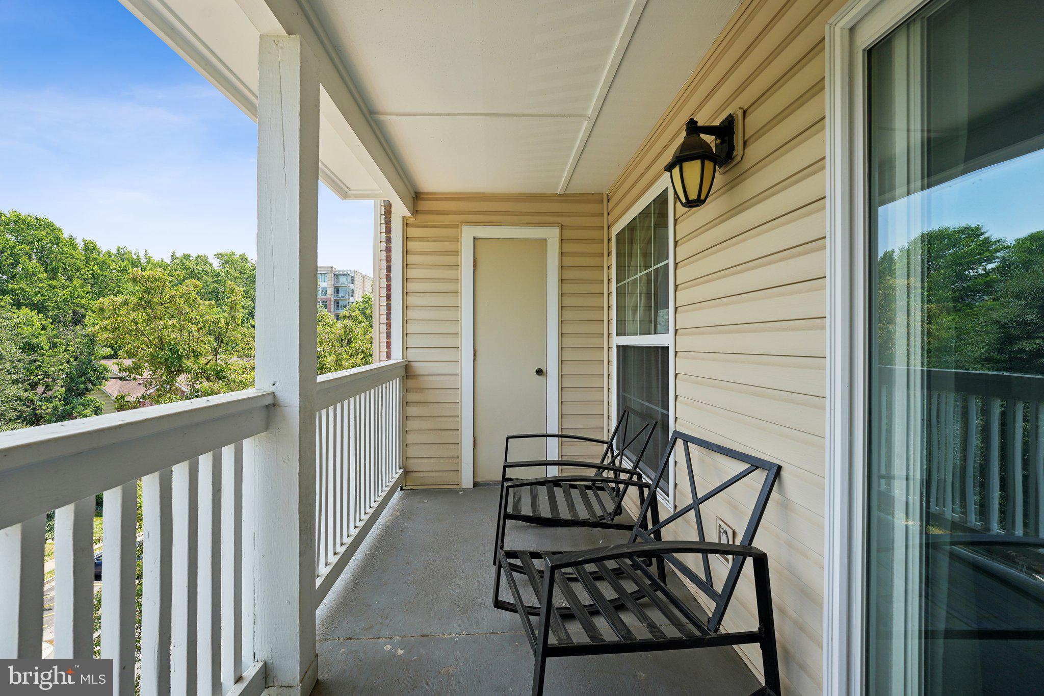 FOUNTAINS AT MCLEAN - Residential Lease