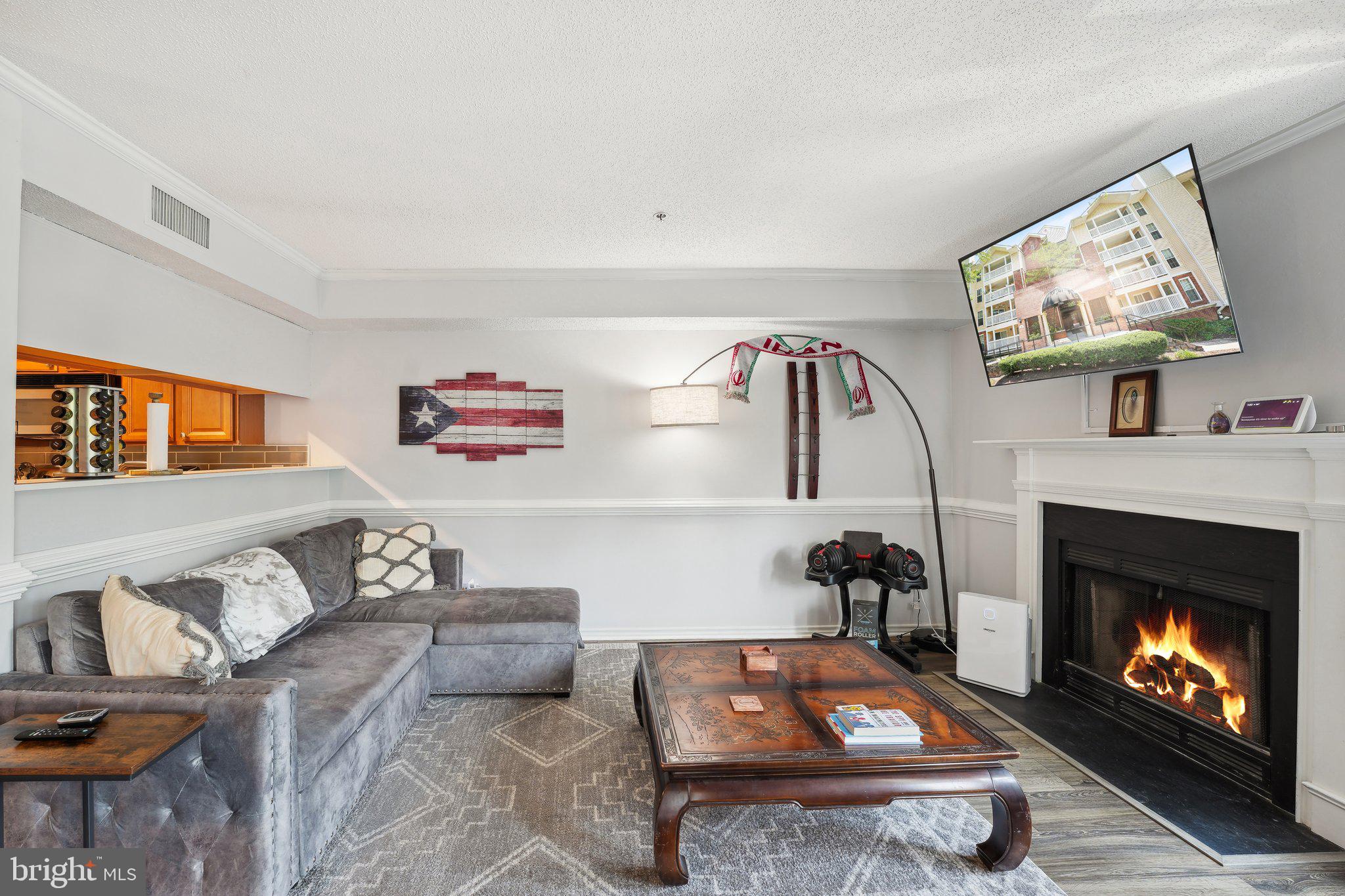 FOUNTAINS AT MCLEAN - Residential Lease