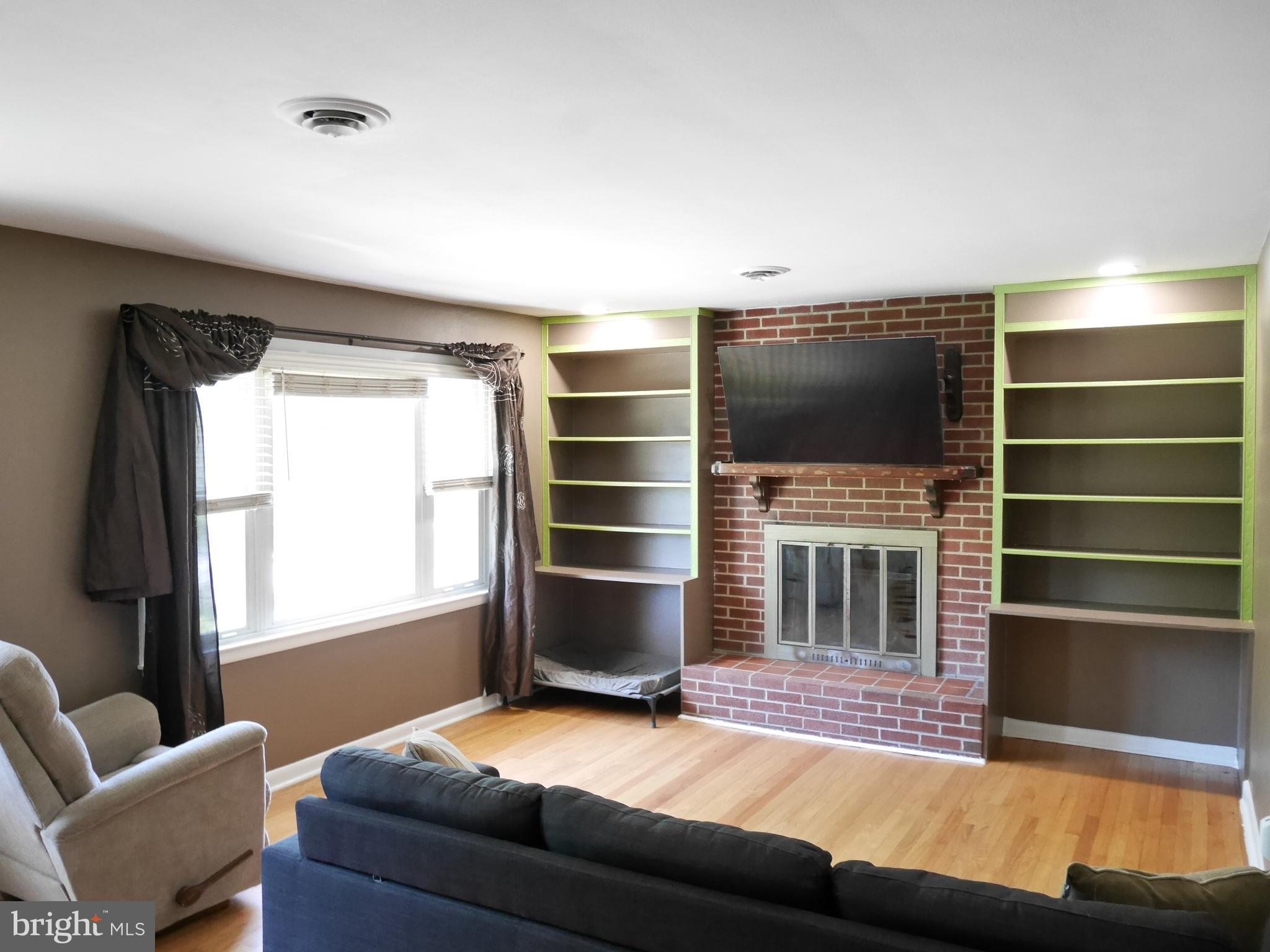 RANDALLSTOWN - Residential