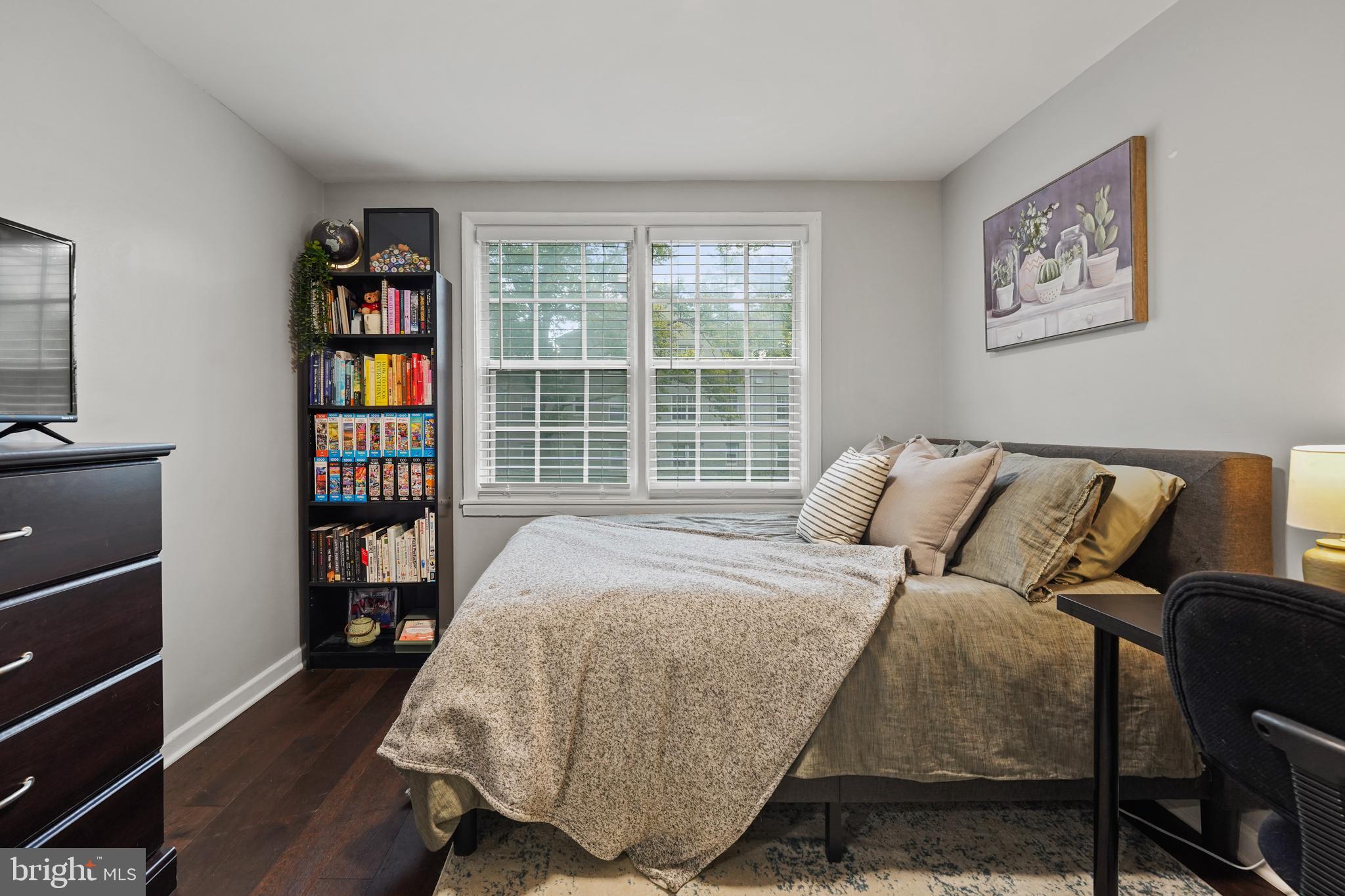 PARK GLEN - Residential Lease