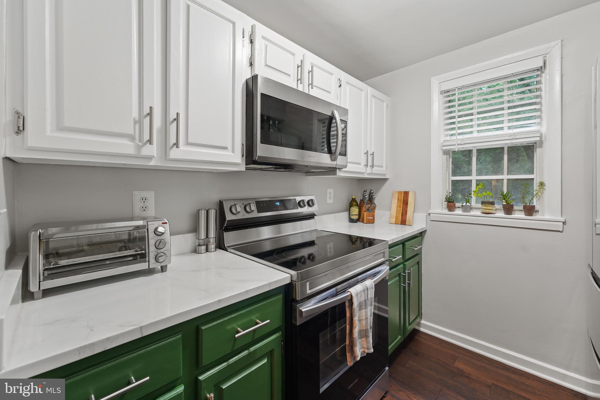 PARK GLEN - Residential Lease