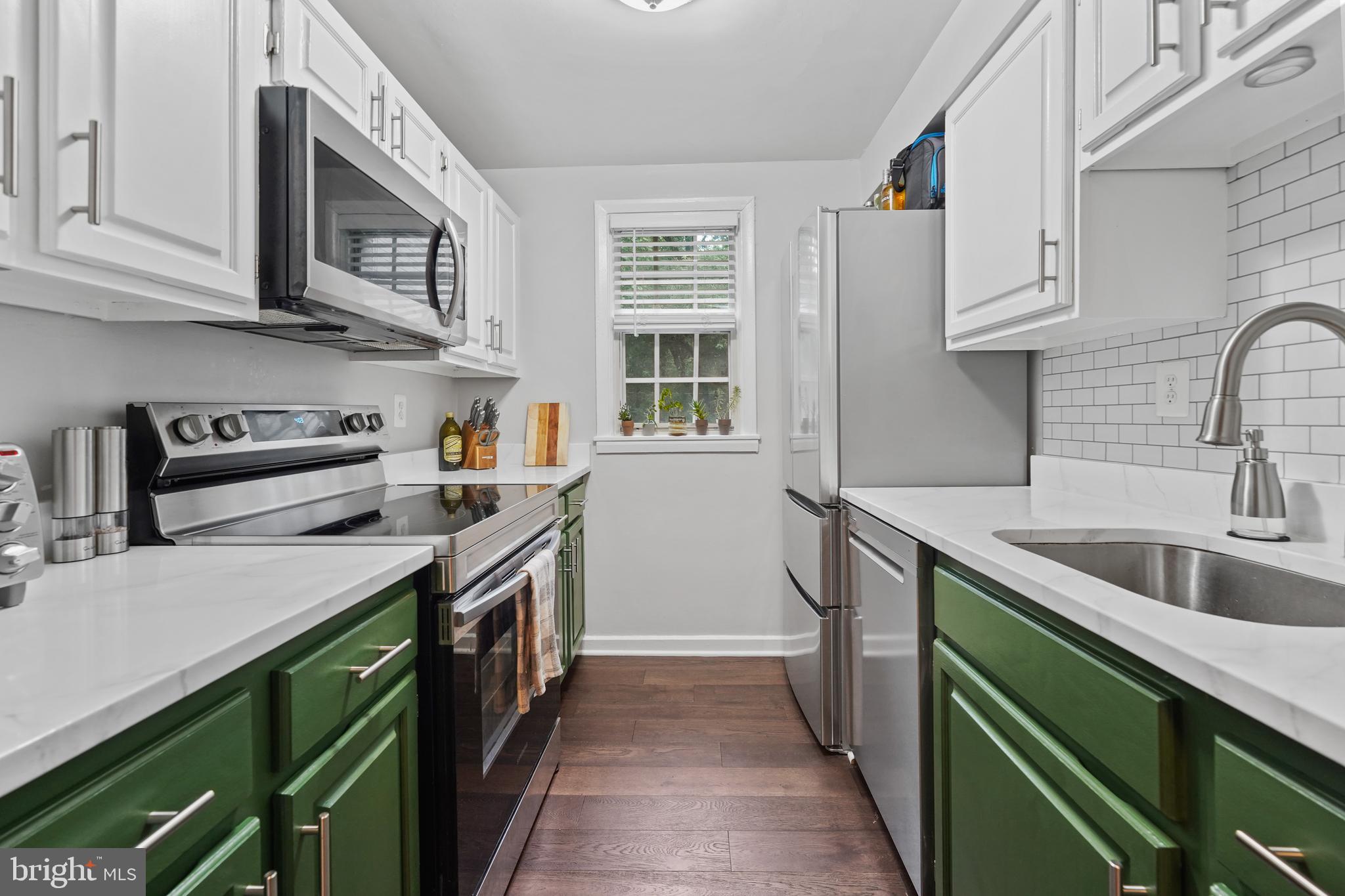 PARK GLEN - Residential Lease