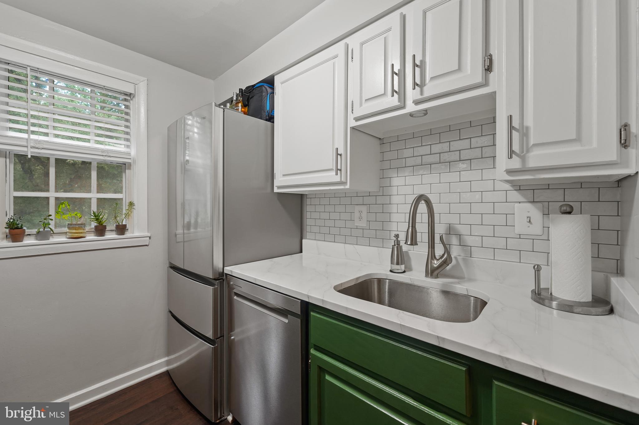 PARK GLEN - Residential Lease