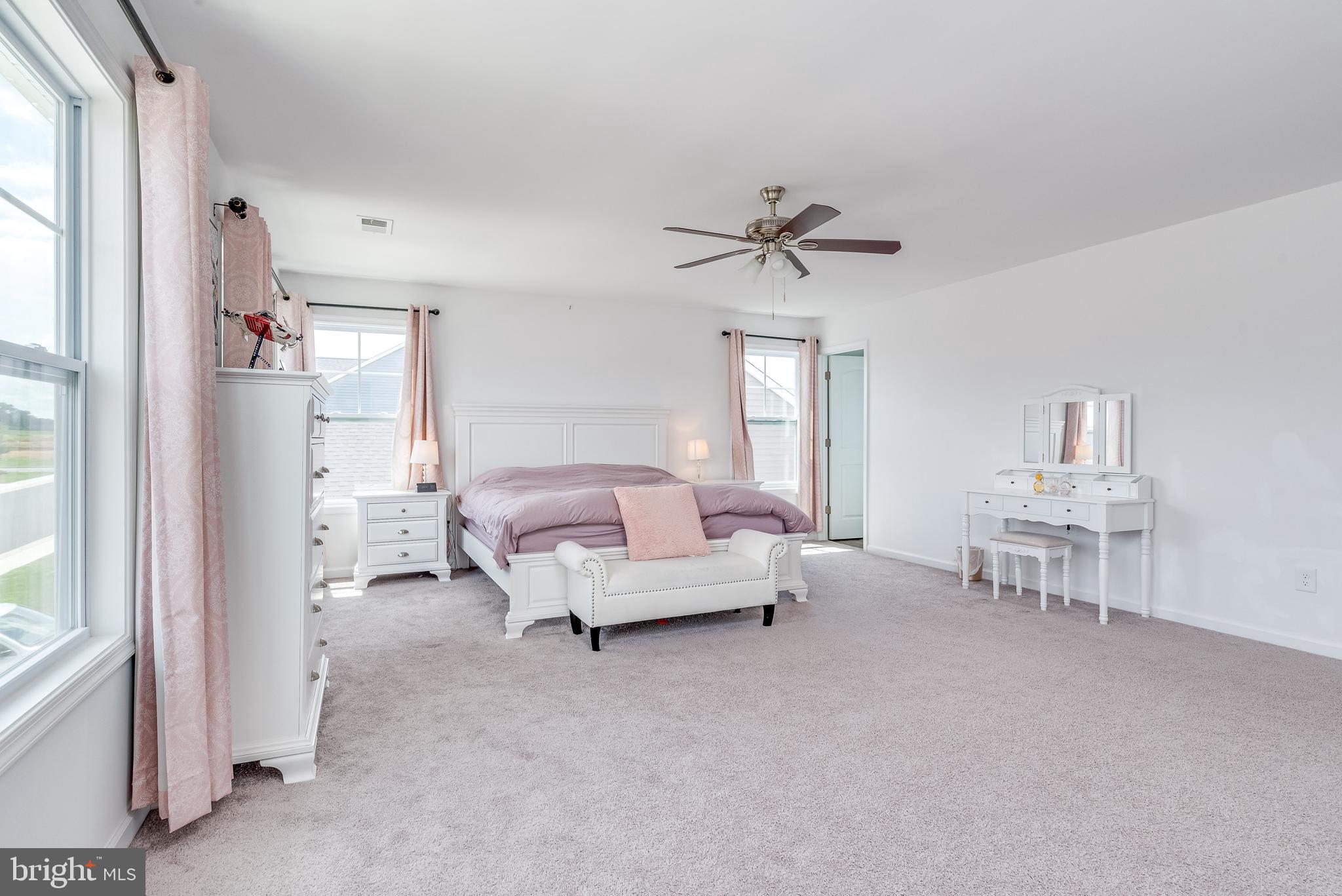 RED HILL - Residential