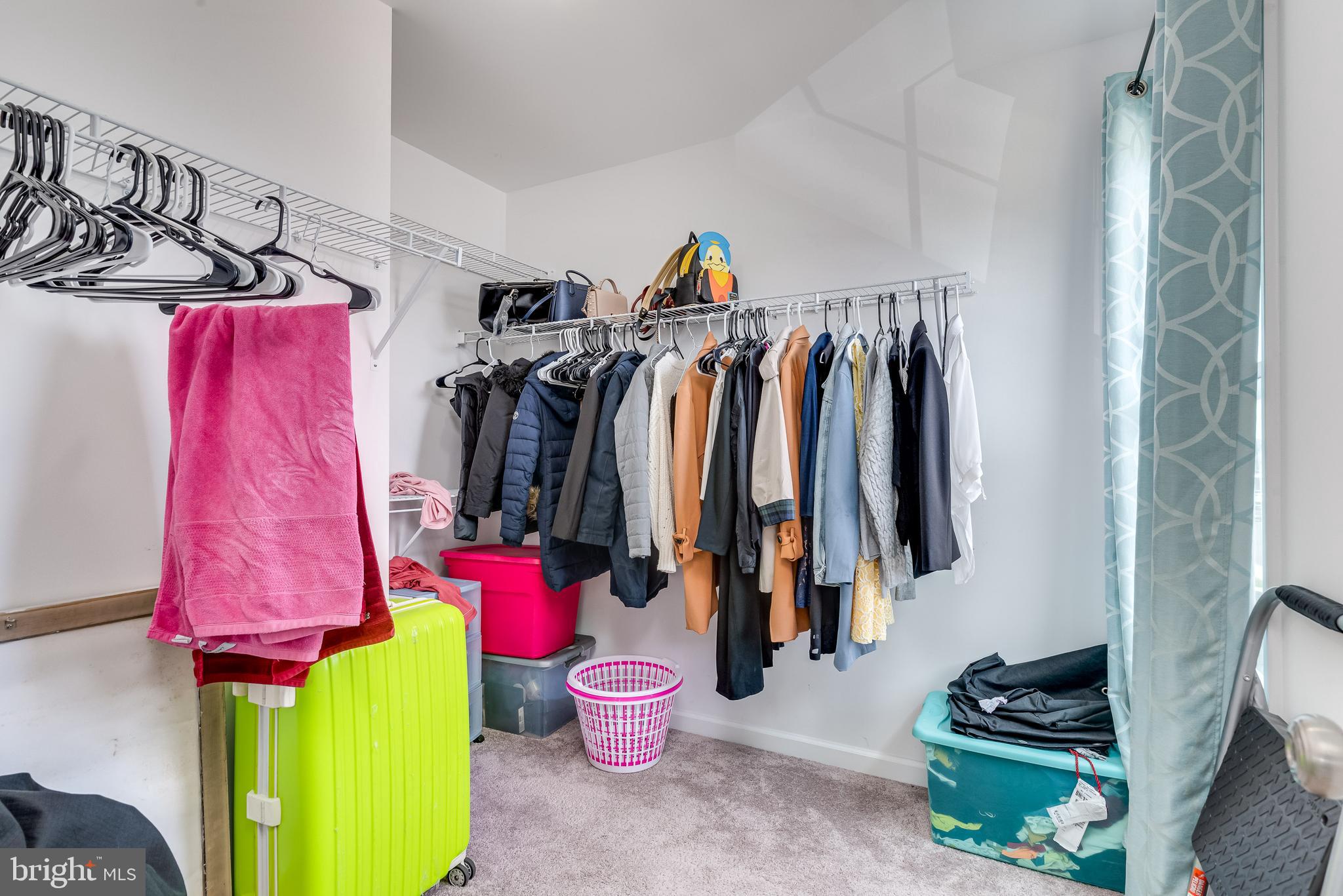 RED HILL - Residential