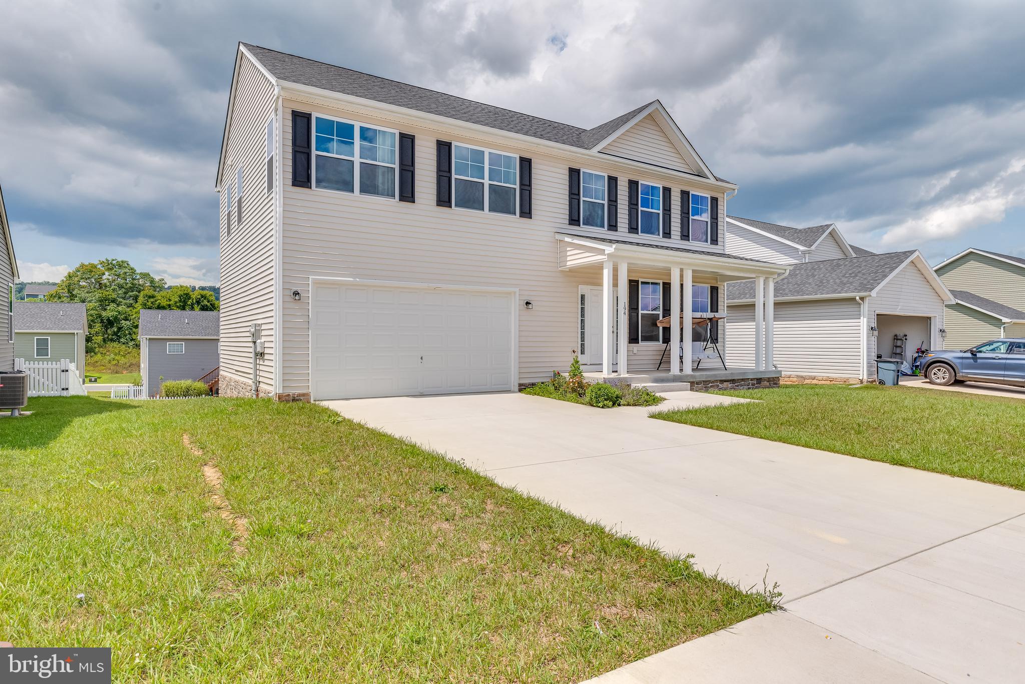 RED HILL - Residential