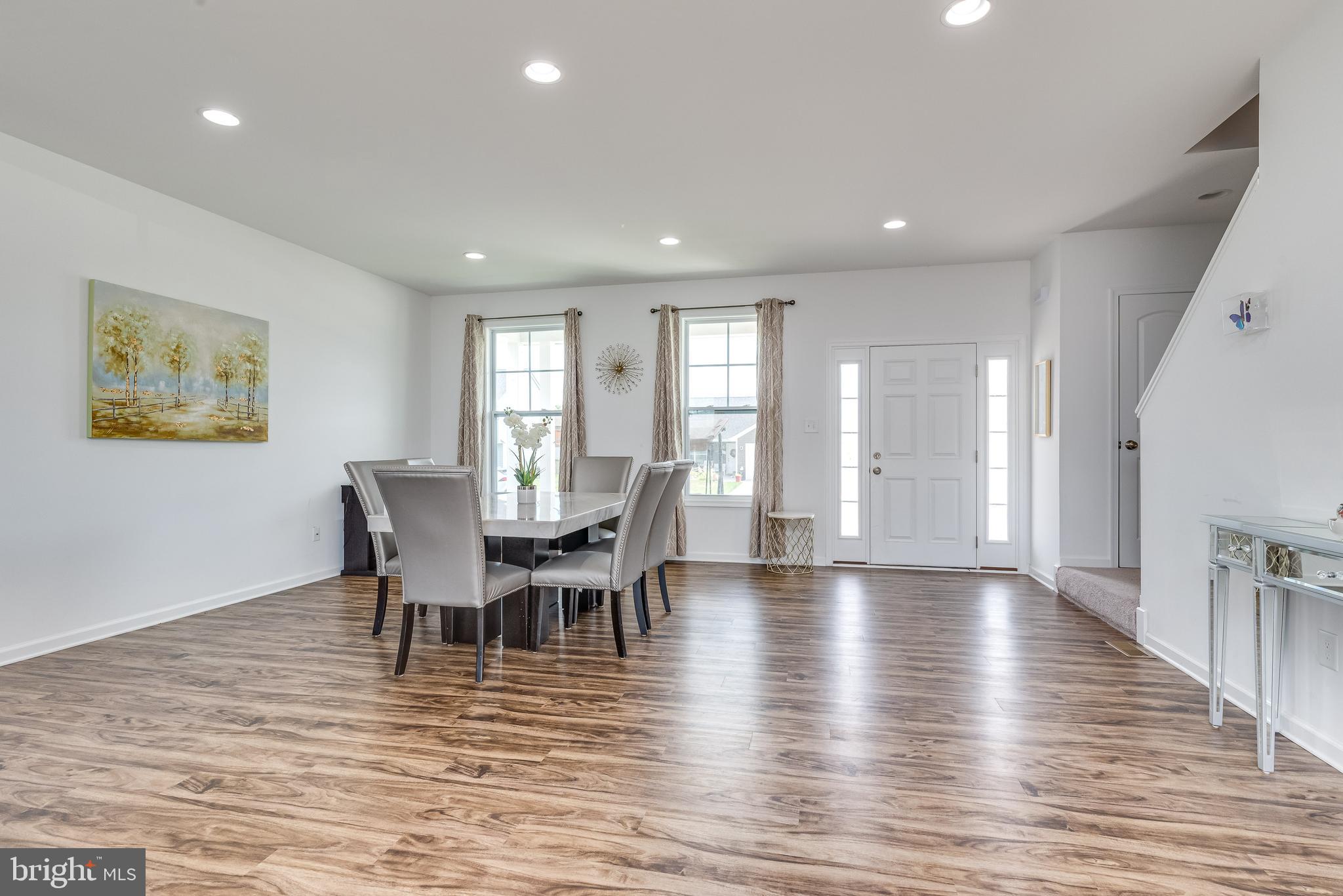 RED HILL - Residential