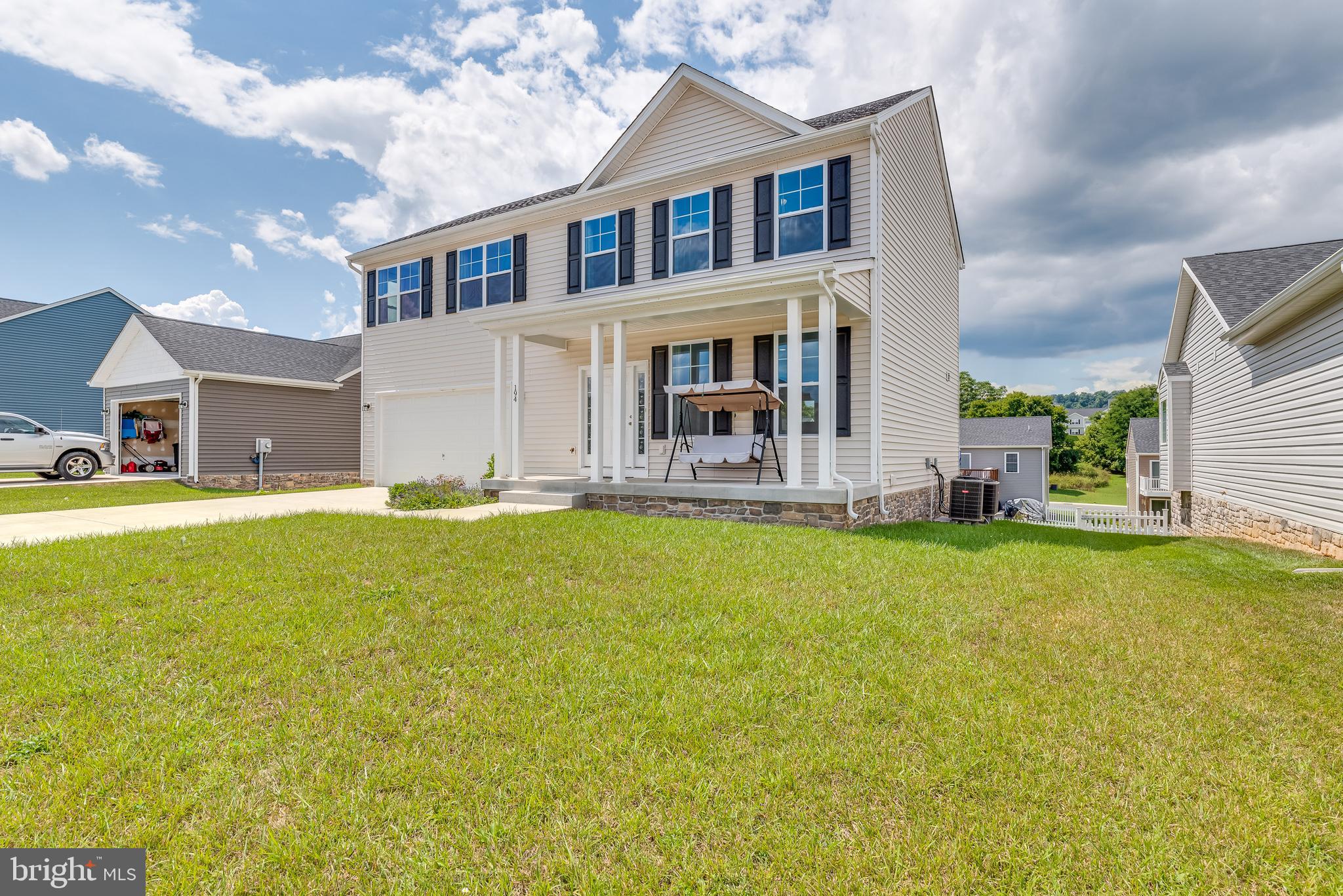 RED HILL - Residential