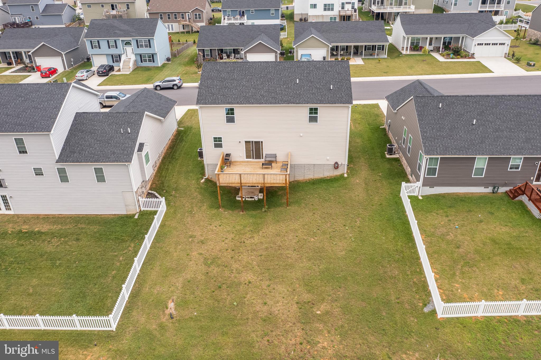 RED HILL - Residential