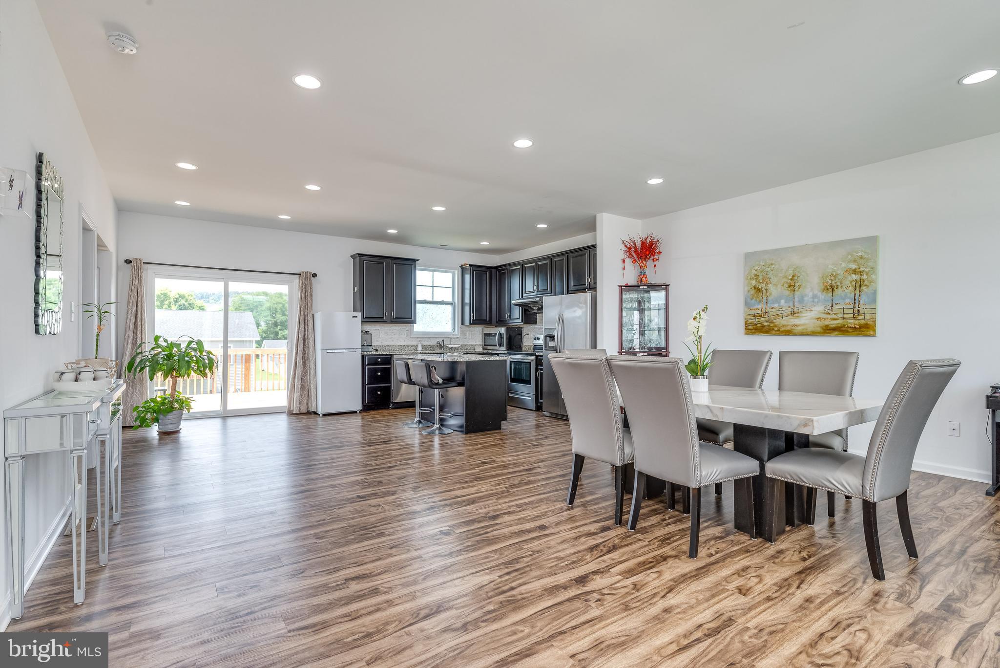 RED HILL - Residential