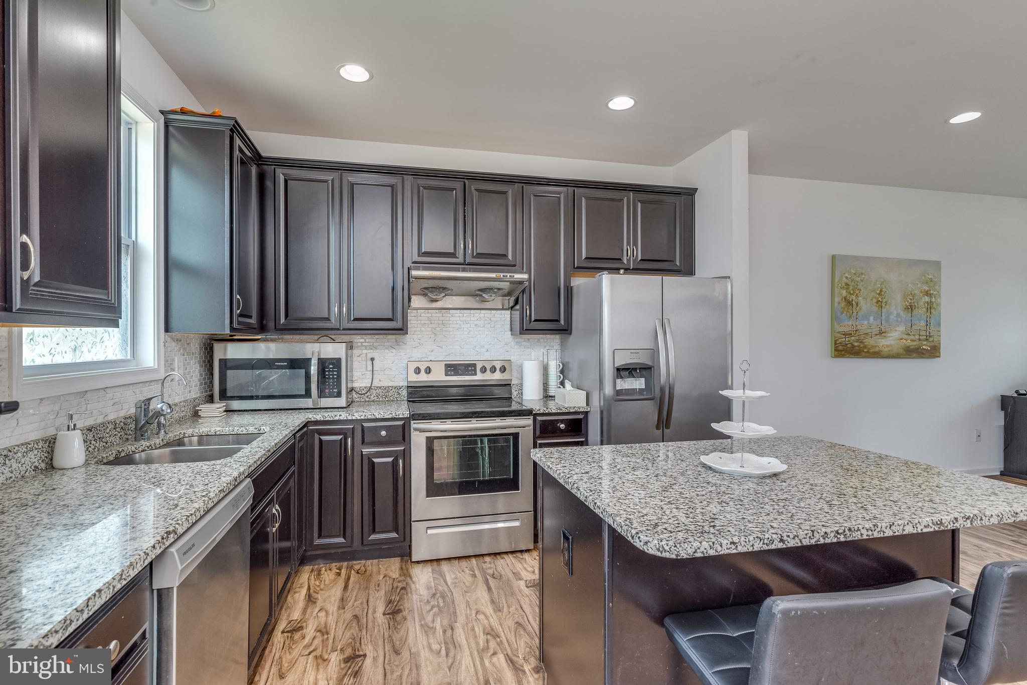 RED HILL - Residential