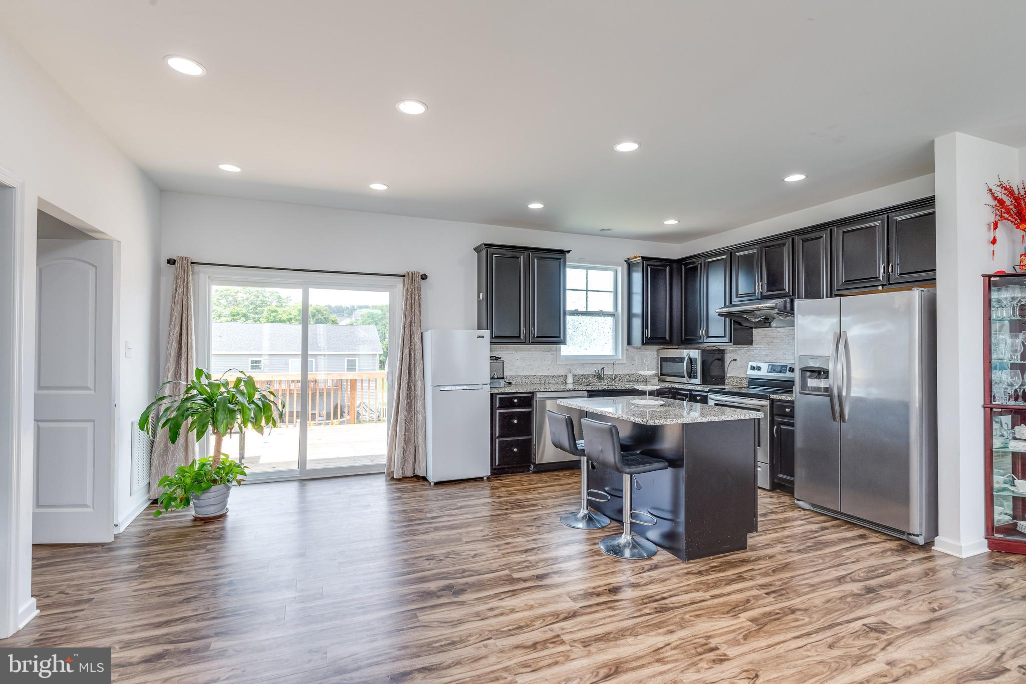 RED HILL - Residential