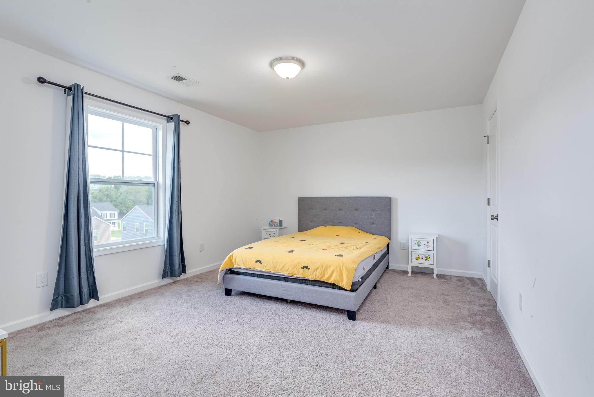 RED HILL - Residential