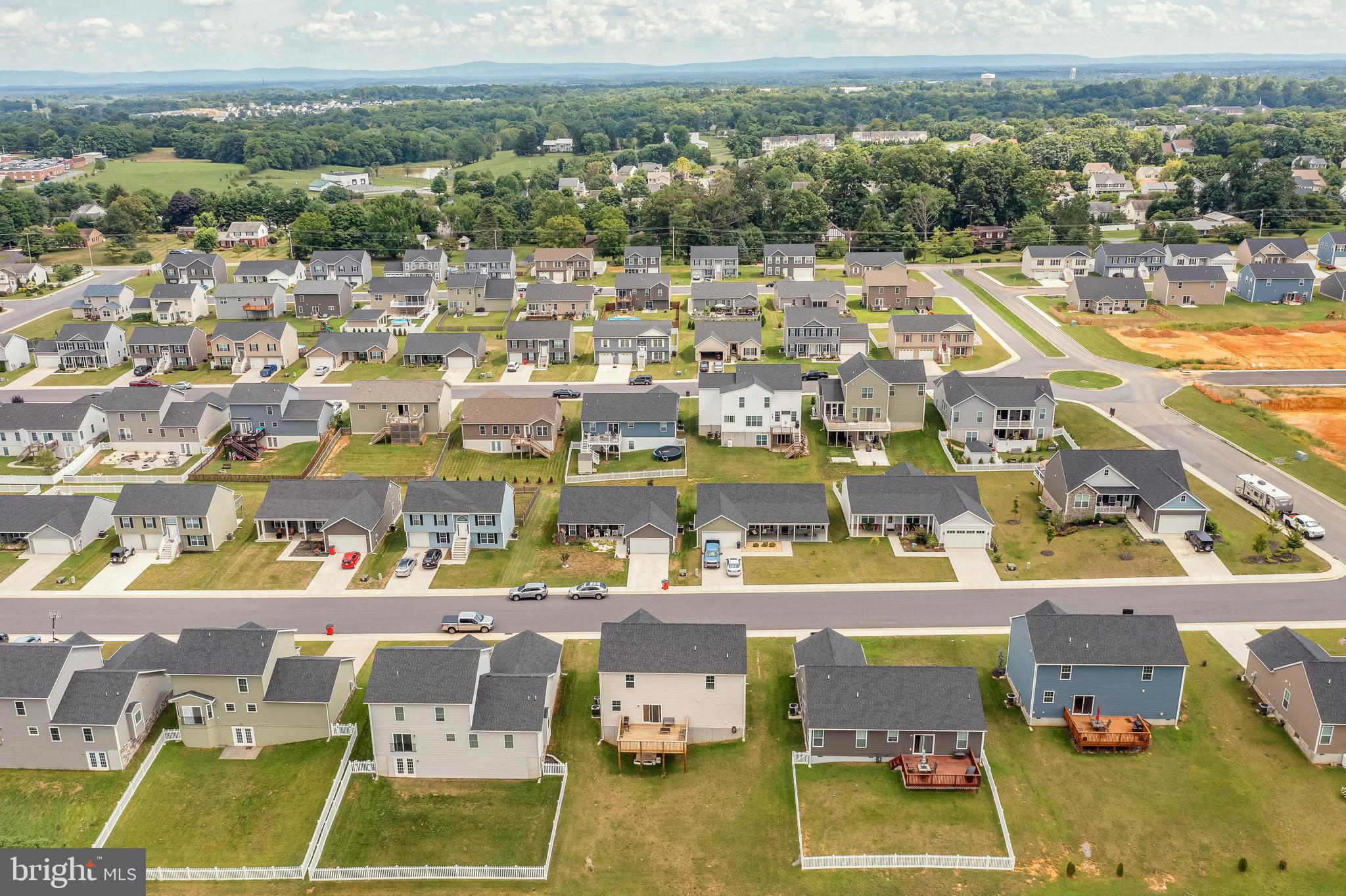 RED HILL - Residential