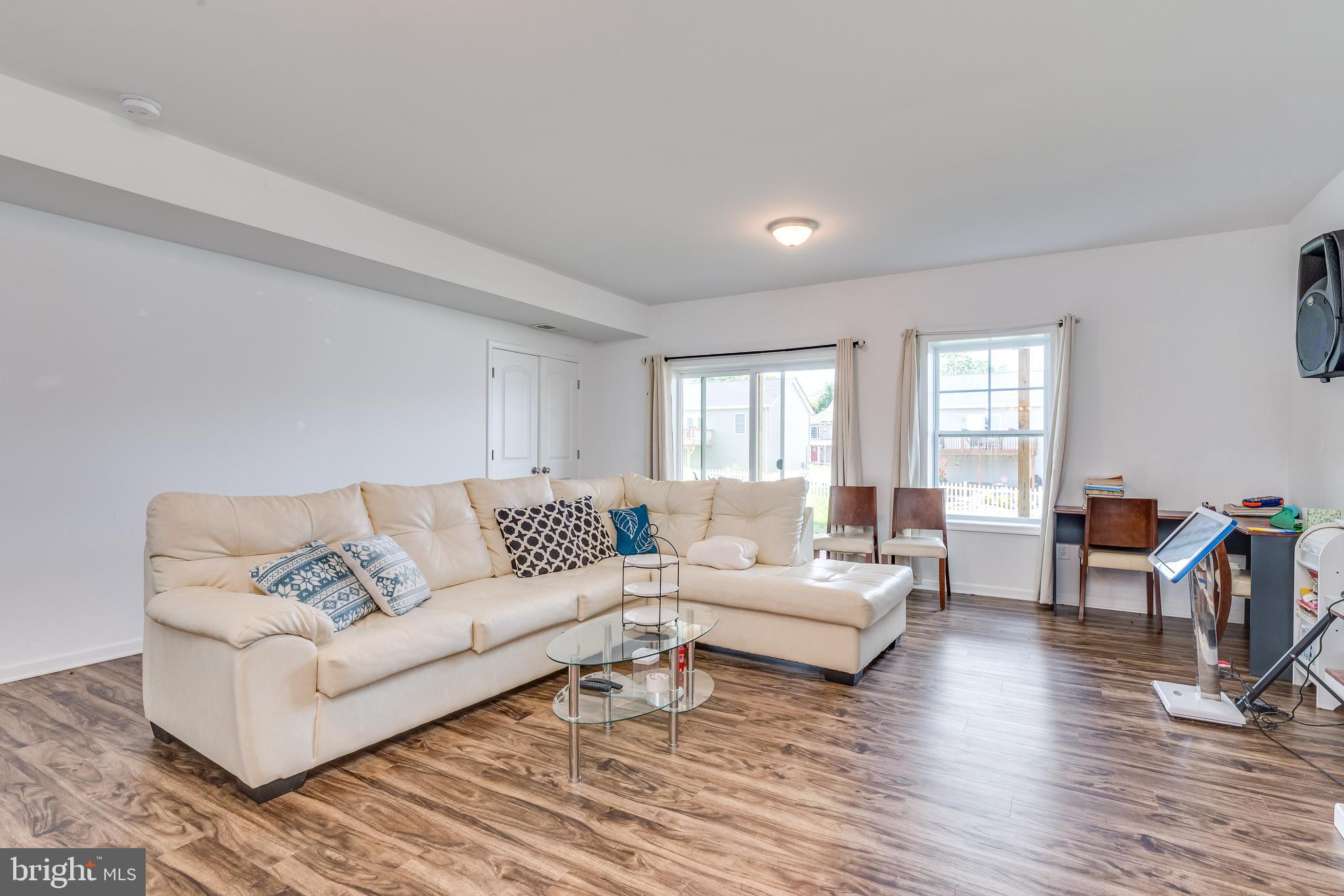 RED HILL - Residential