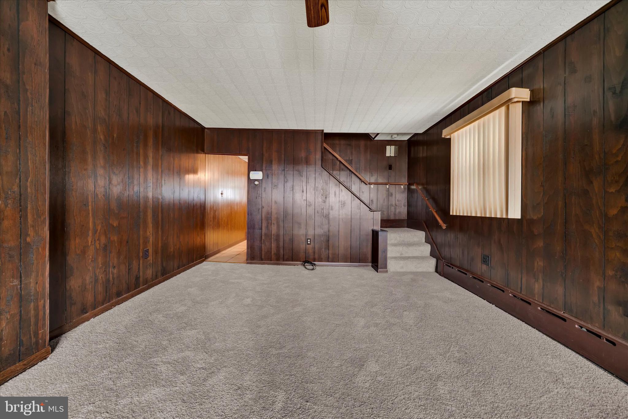 341 S BROAD MOUNTAIN AVENUE