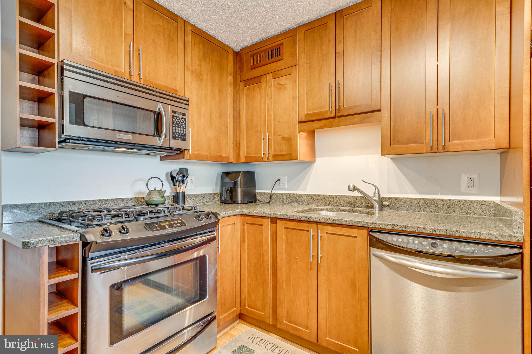 TAKOMA PARK - Residential