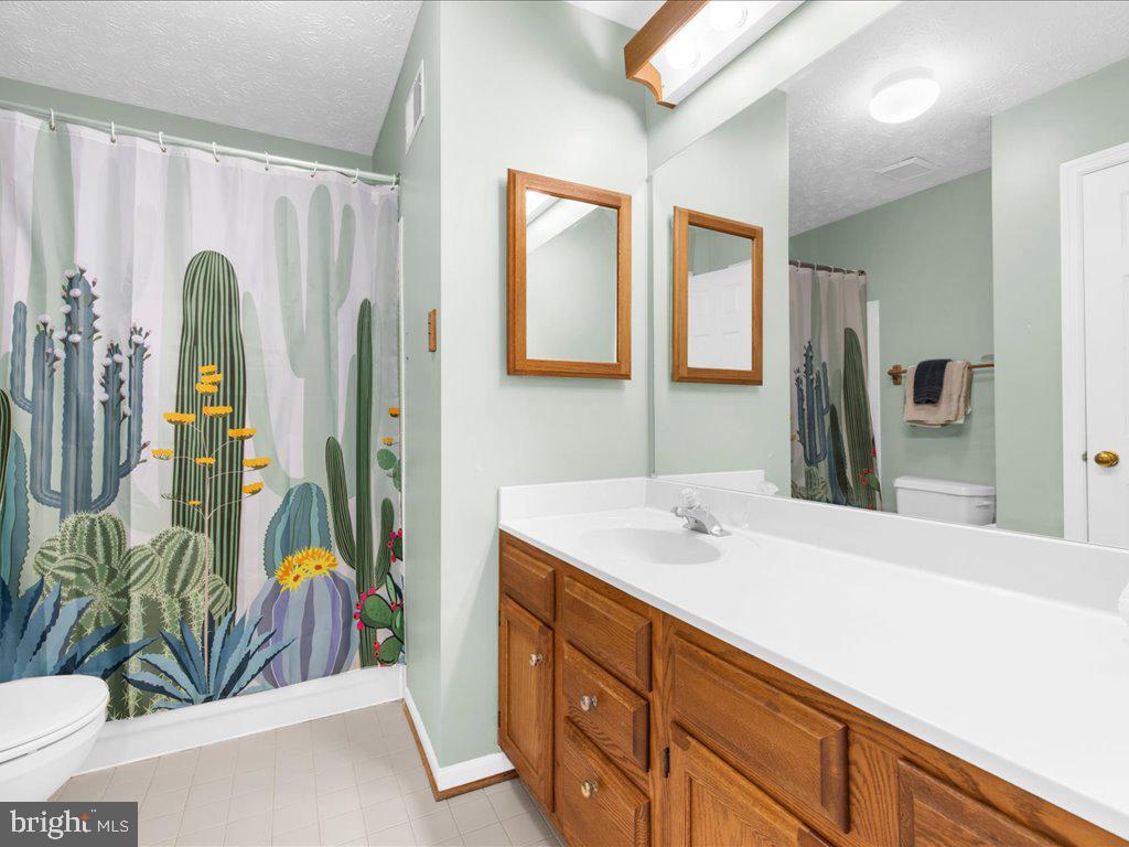 BROOKVIEW FARMS - Residential