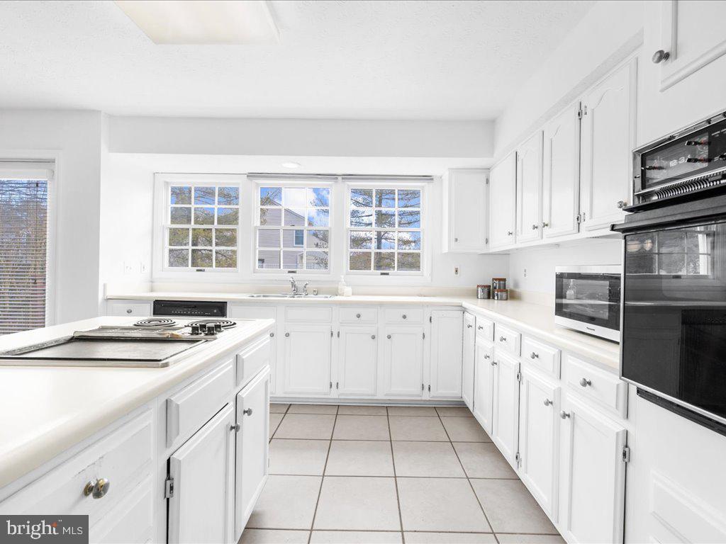 BROOKVIEW FARMS - Residential