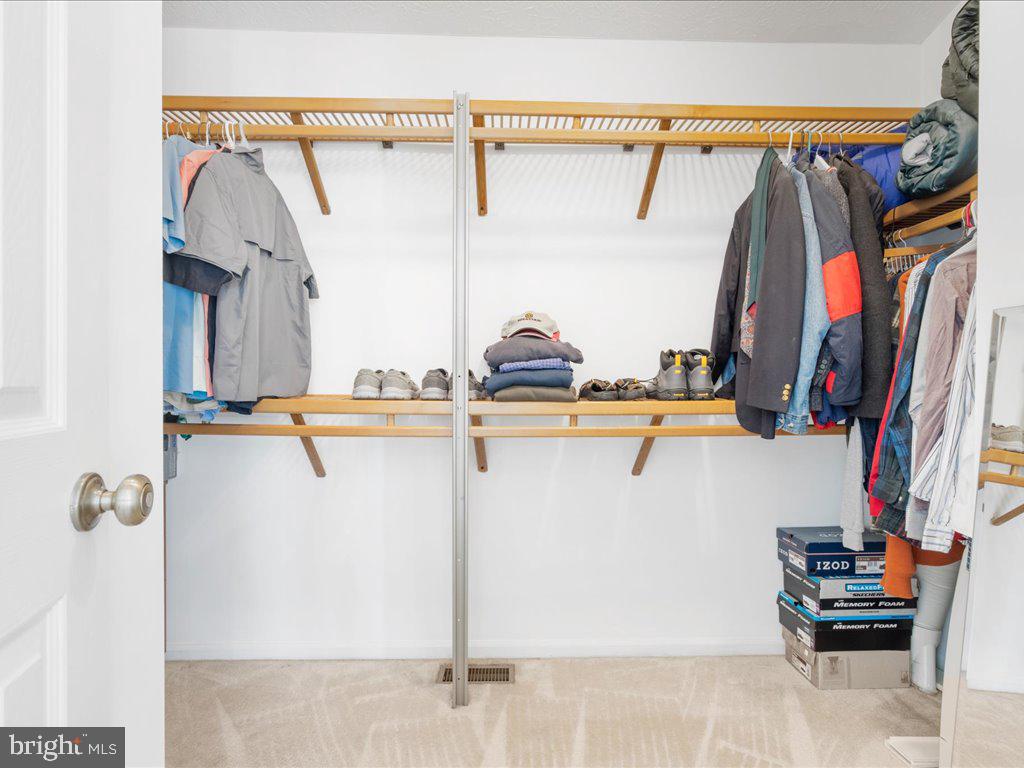 BROOKVIEW FARMS - Residential