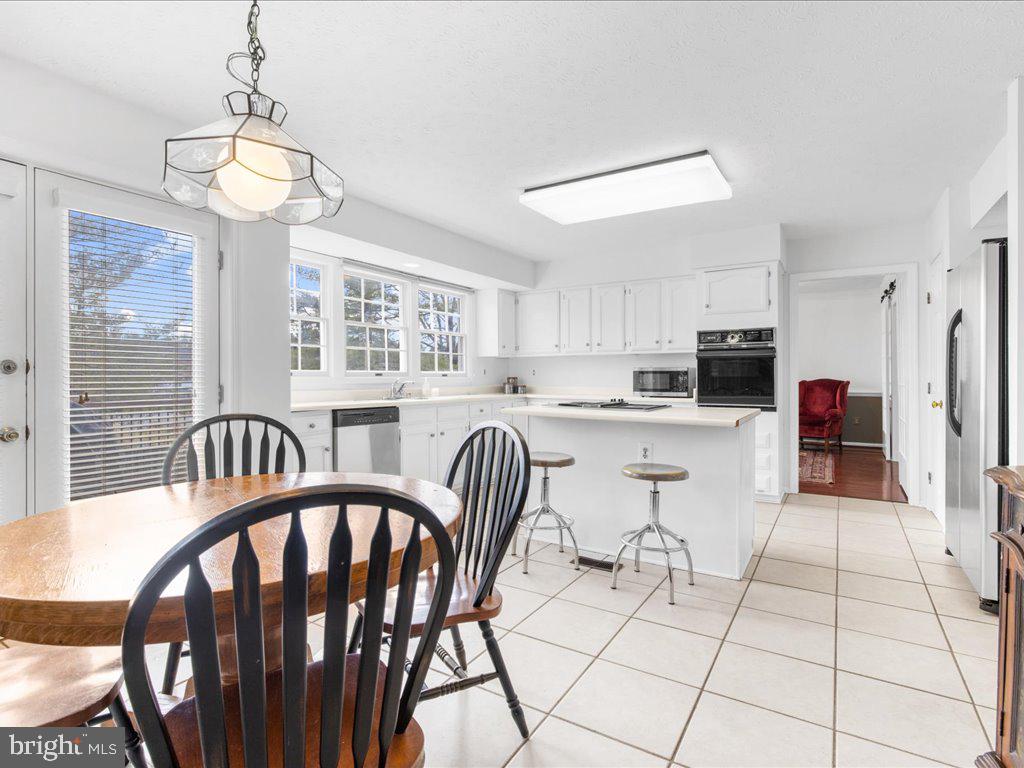 BROOKVIEW FARMS - Residential