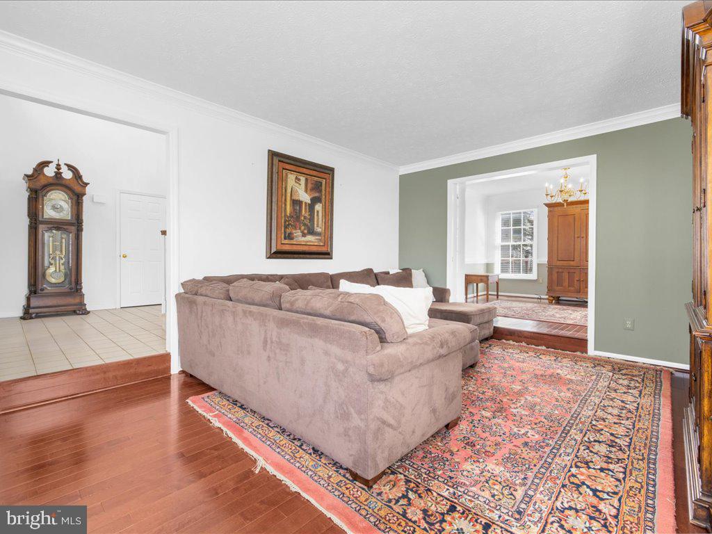 BROOKVIEW FARMS - Residential