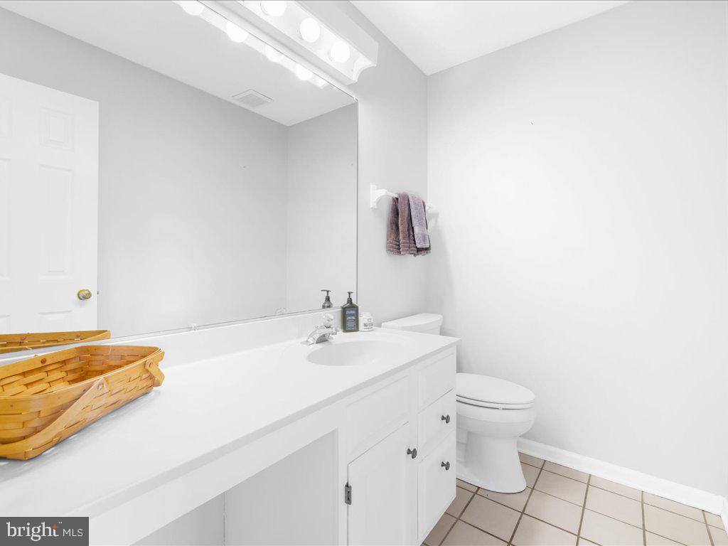 BROOKVIEW FARMS - Residential