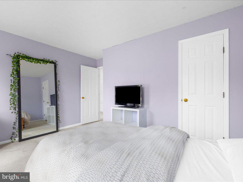 BROOKVIEW FARMS - Residential