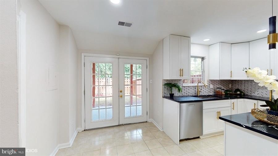 WOODSTREAM EAST - Residential